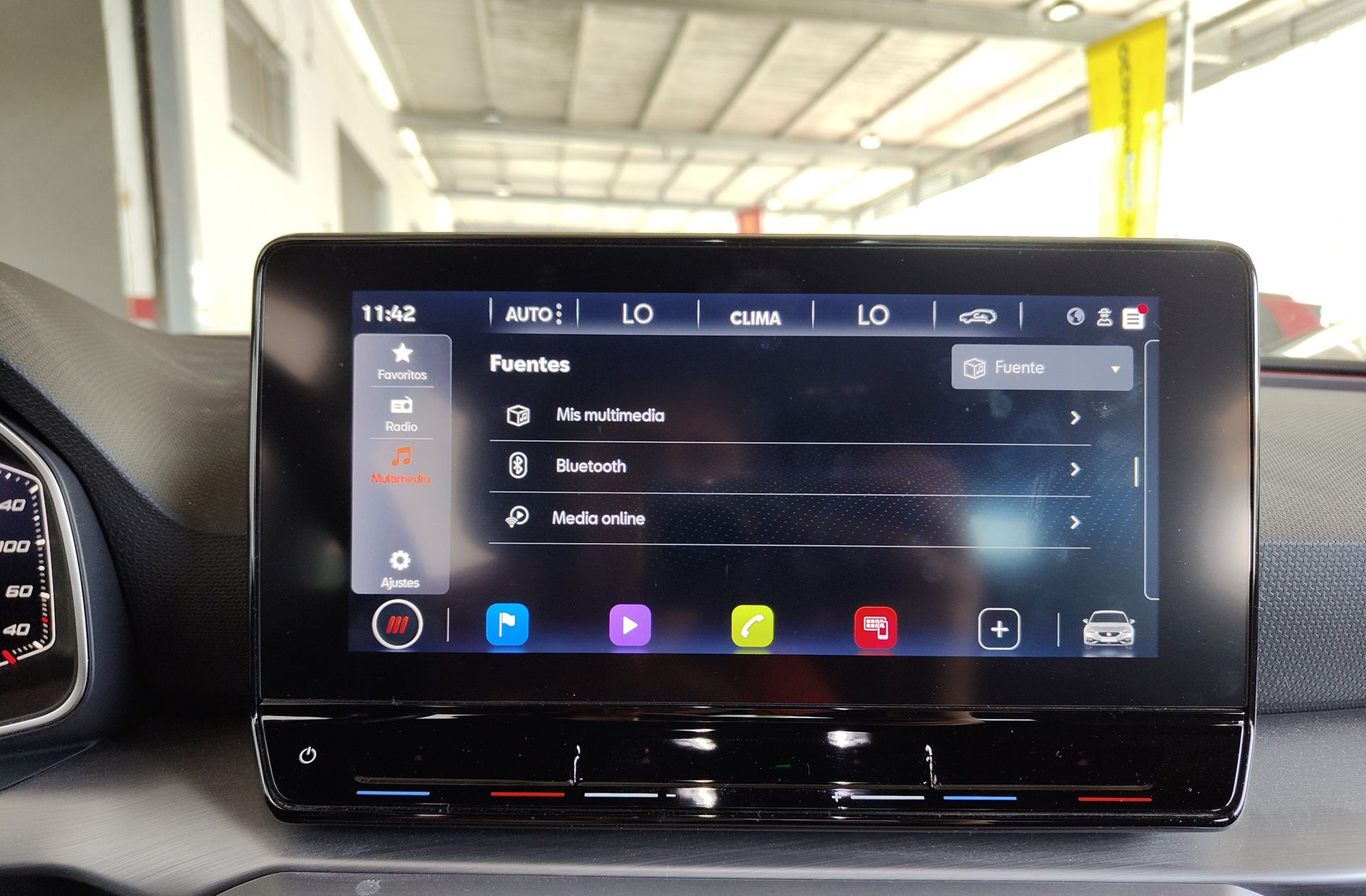 SEAT León 1.0 eTSI FR XXL ECO DSG - foto 34