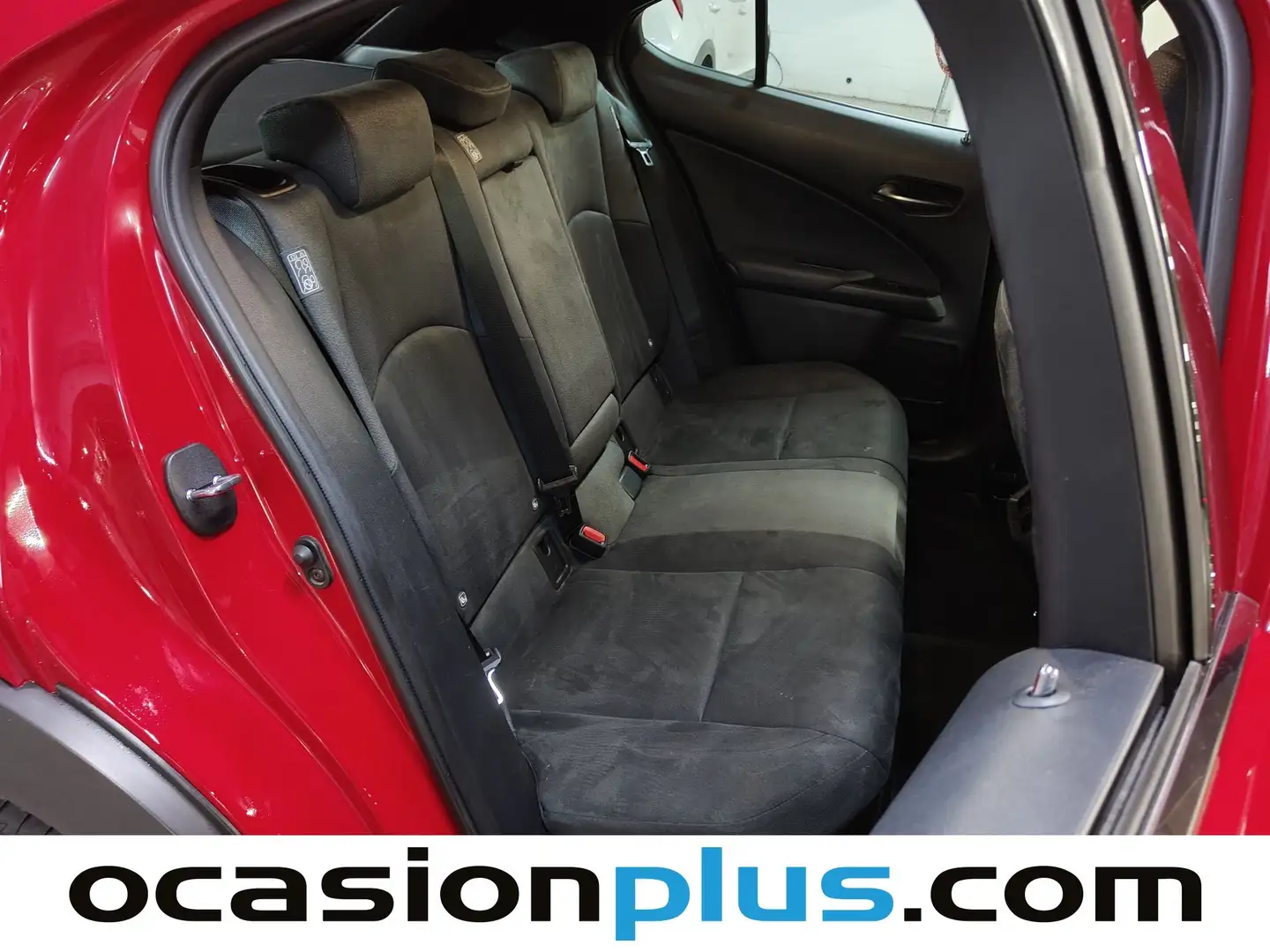 Foto Lexus UX Lexus UX 250h Business 2WD (184 CV)