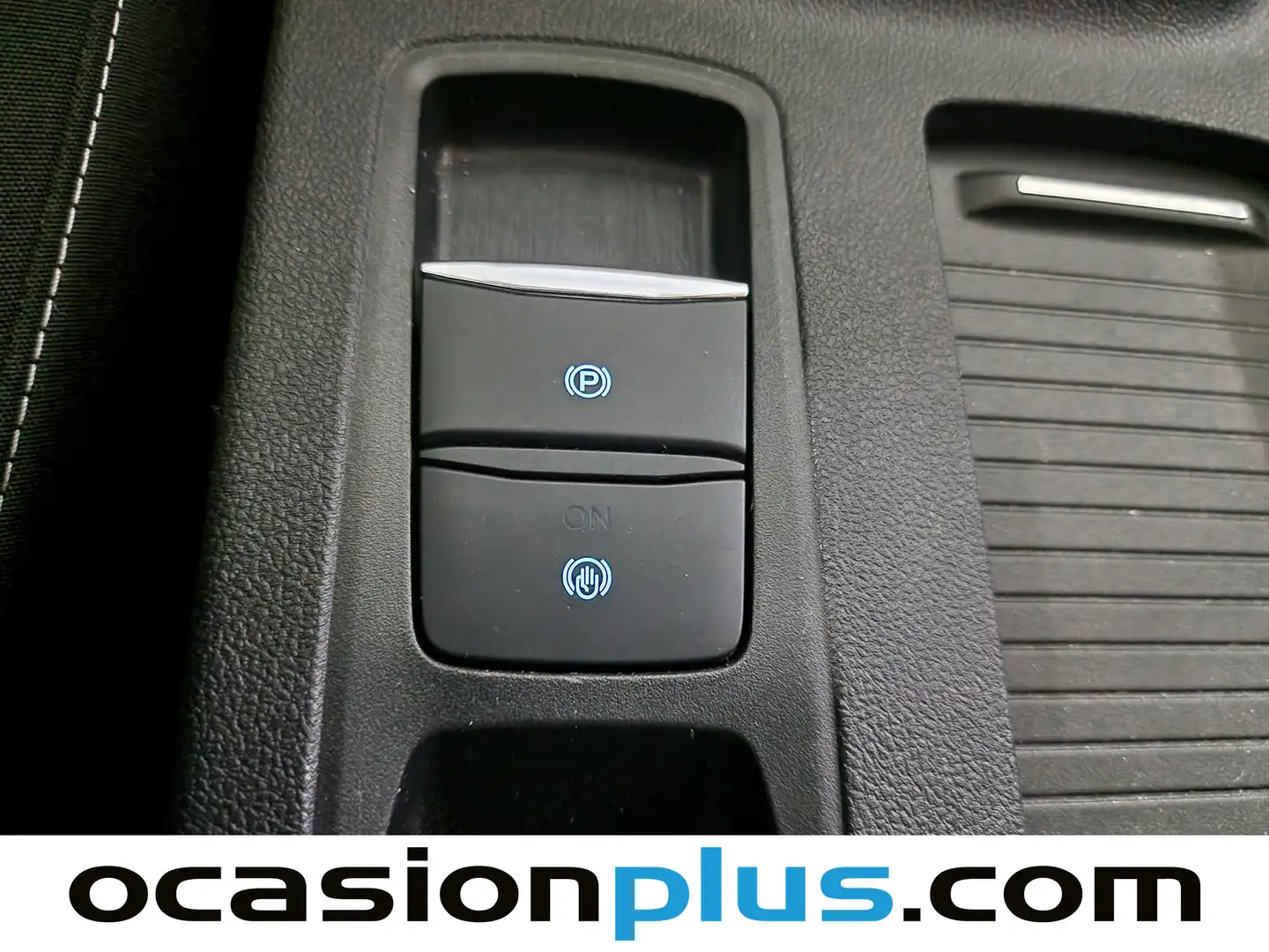 Foto Ford Kuga Ford Kuga 1.5 EcoBlue Titanium (120 CV)