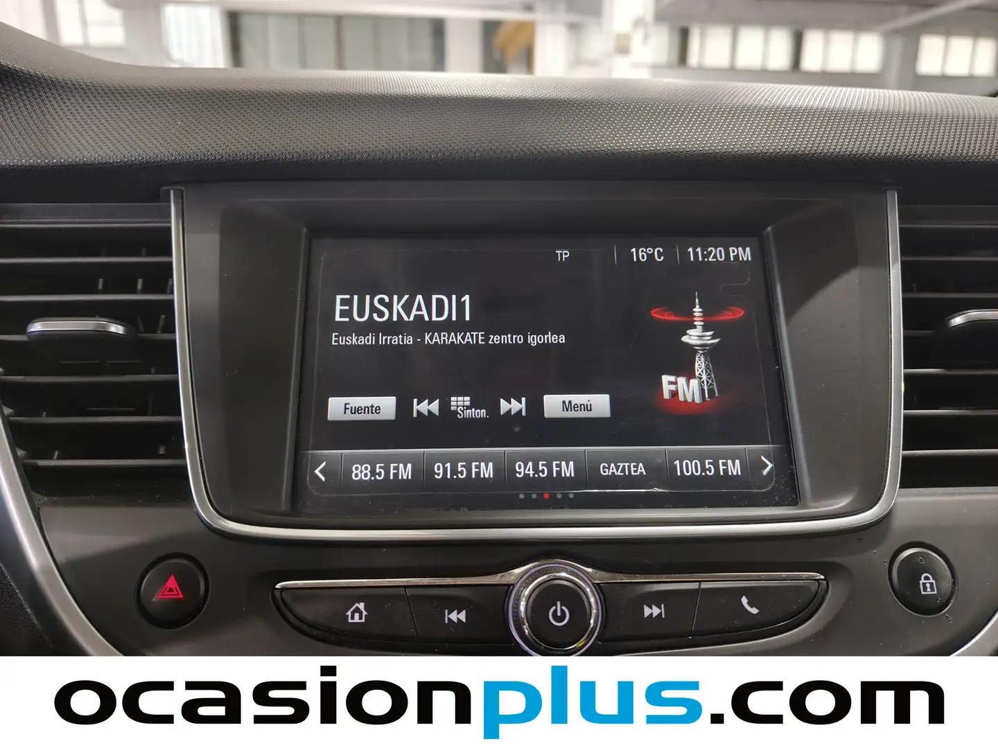 Foto Opel Crossland X Opel Crossland X 1.2 Turbo S&S ecoTEC Selective  (110 CV)