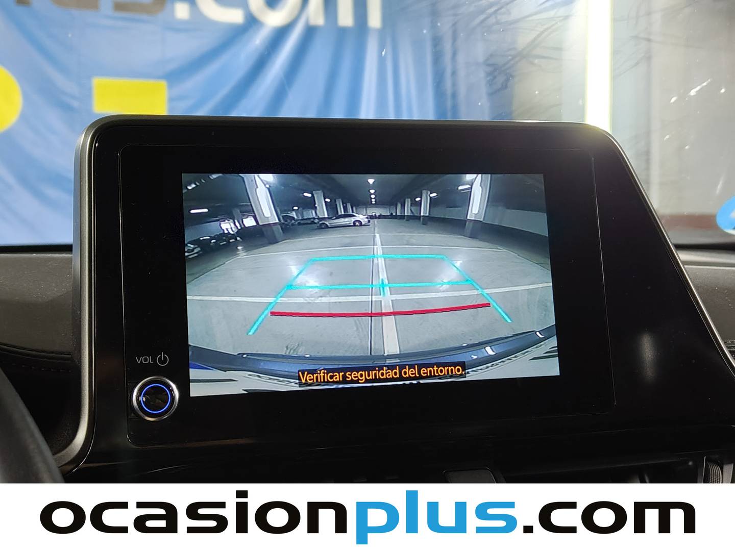 Equipamiento del Toyota C-HR Toyota C-HR 1.8 125H Advance (122 CV)