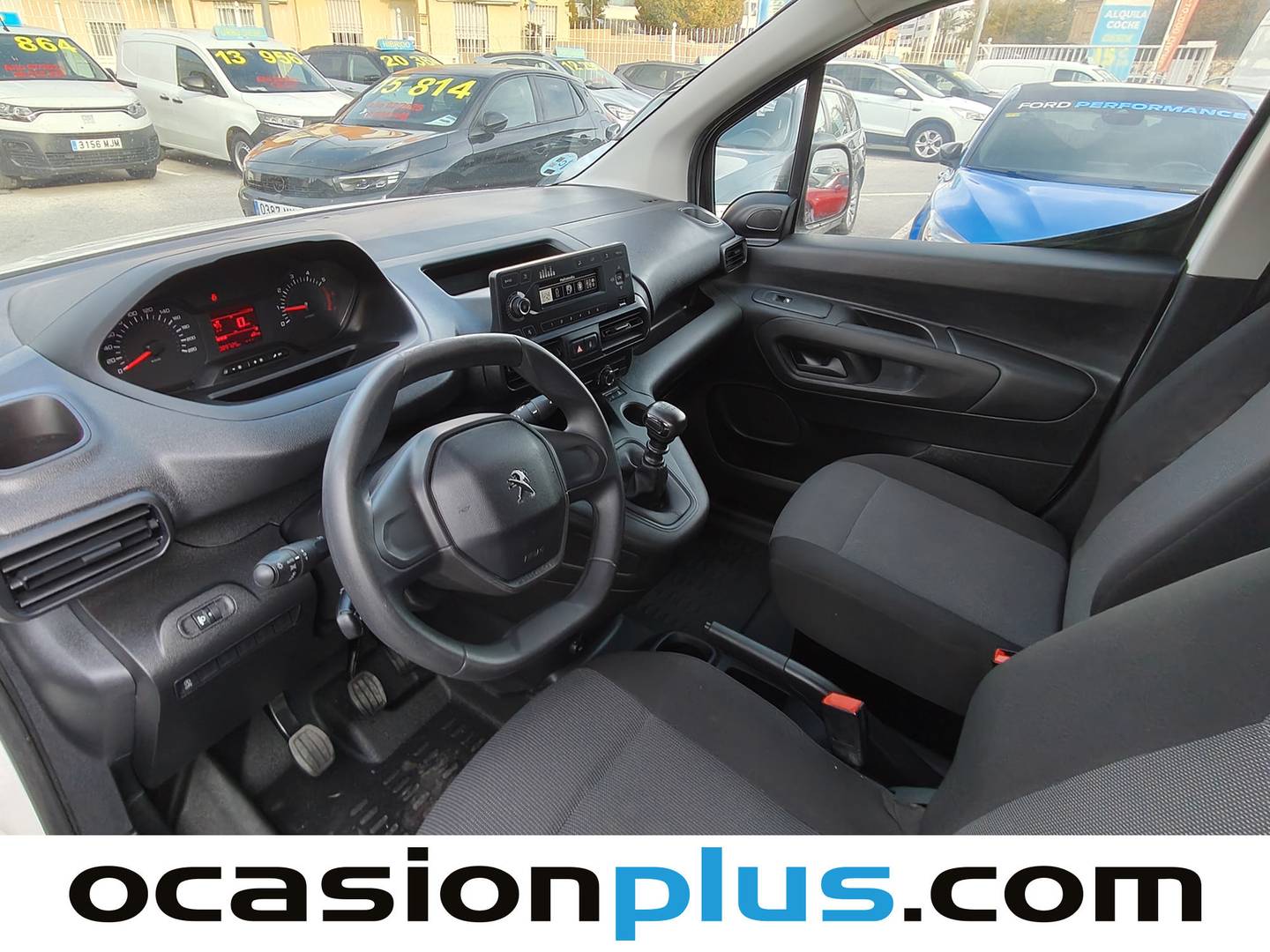 Foto Peugeot Partner Peugeot Partner BlueHDi 100 S&S Pro Standard 600kg (98 CV)