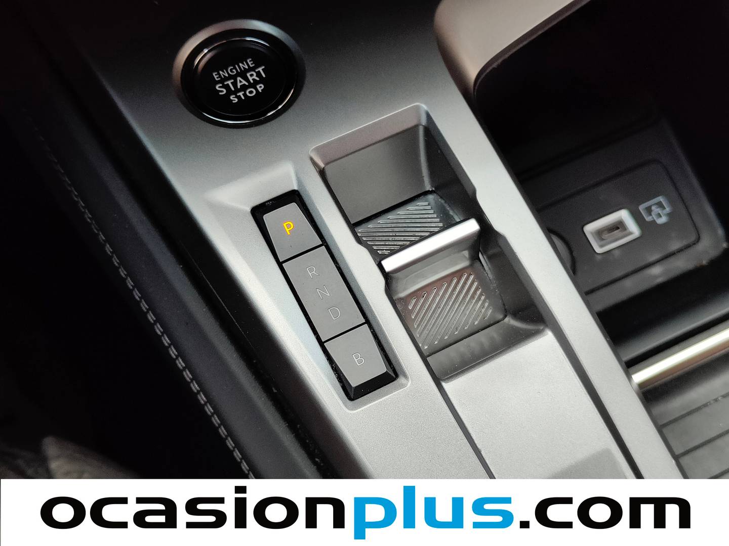 Peugeot 408 Peugeot 408 PHEV 180 Allure Pack e-EAT8 (181 CV) de segunda mano