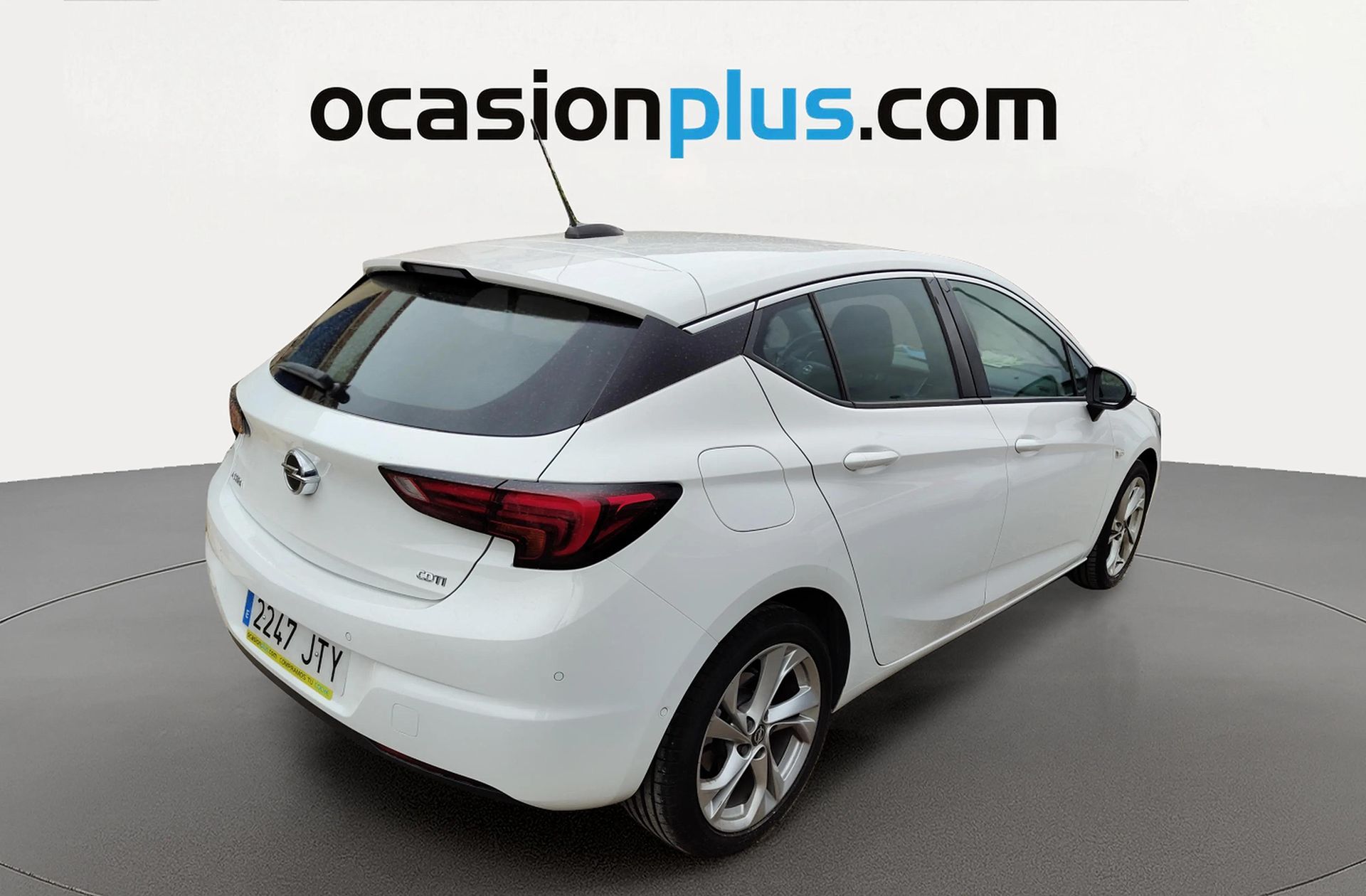 Opel Astra 1.6 CDTi Dynamic - foto 4