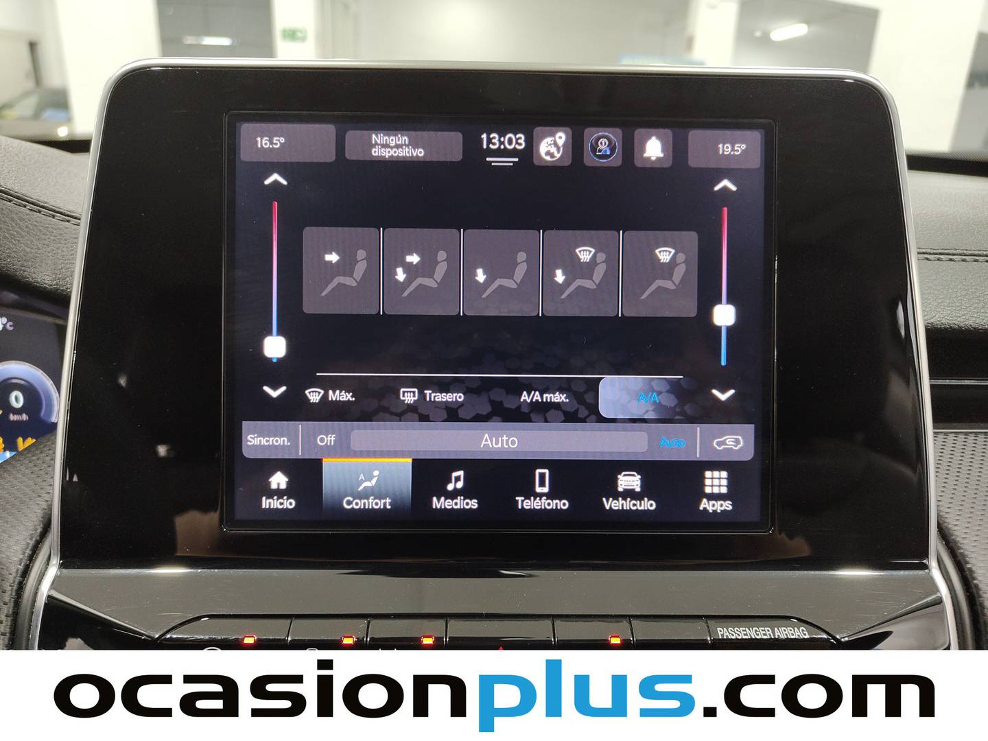 Foto Jeep Compass Jeep Compass 1.3 Gse Night Eagle FWD MT (130 CV)