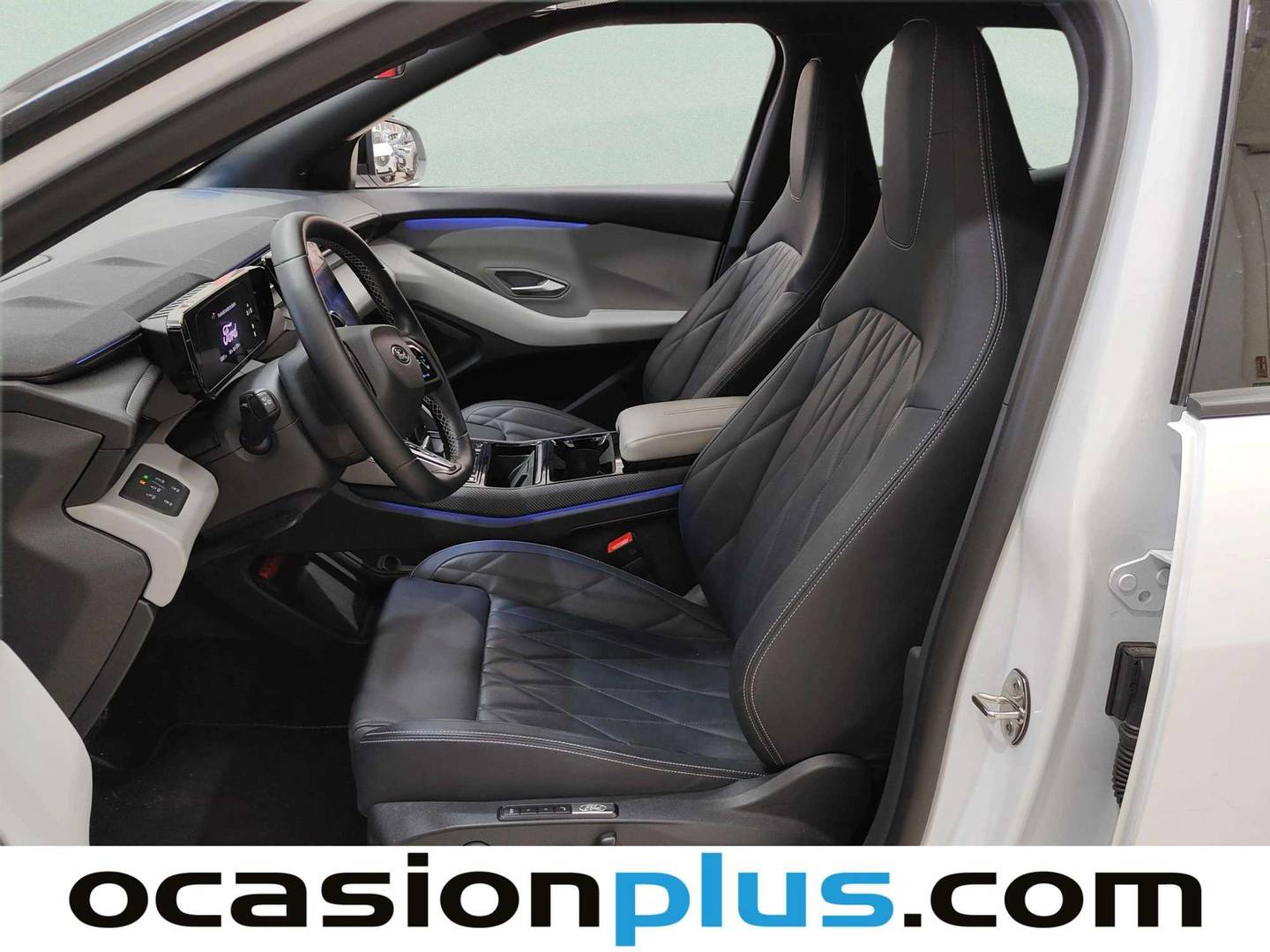 Foto asientos delanteros Ford Capri Ford Capri CX740L Premium Rango Extendido RWD 77kWh (286 CV)