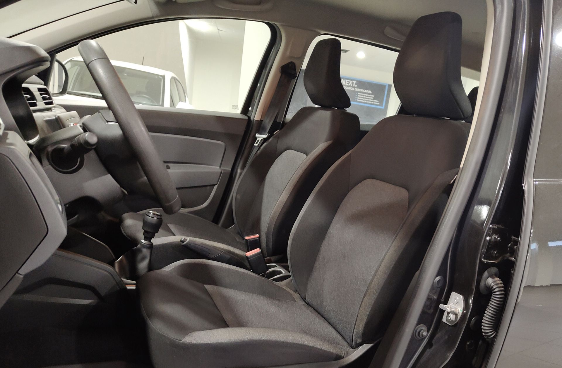 Dacia Duster Essential TCe ECO-G 4x2 - foto 8