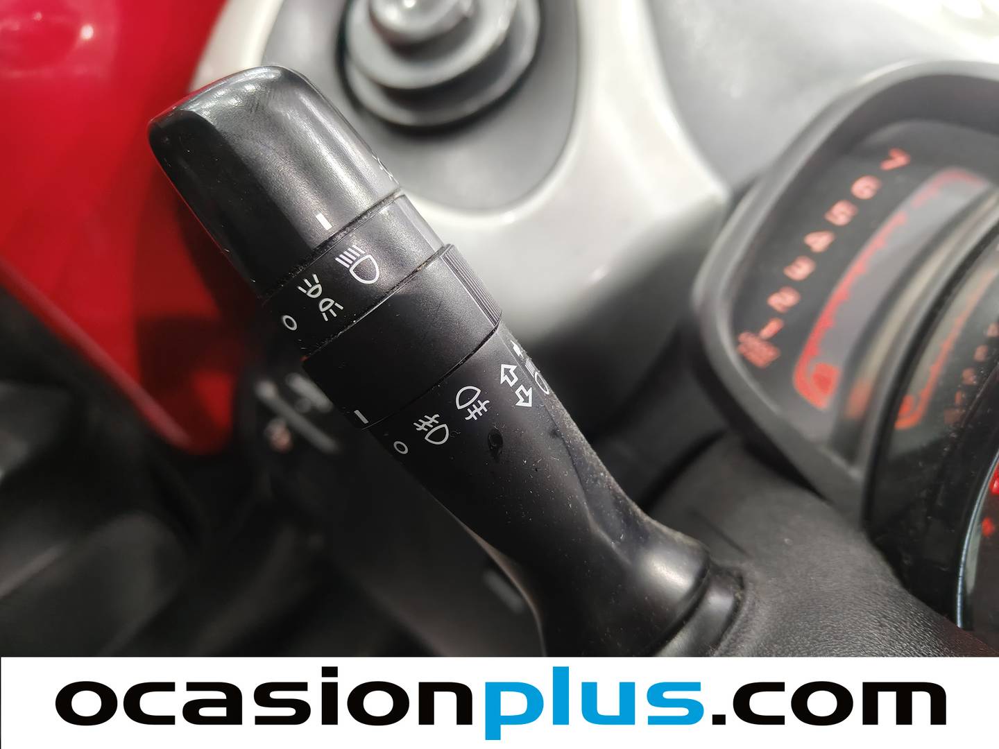 Peugeot 108 Peugeot 108 1.2 PureTech Top! Allure (82 CV) 2014