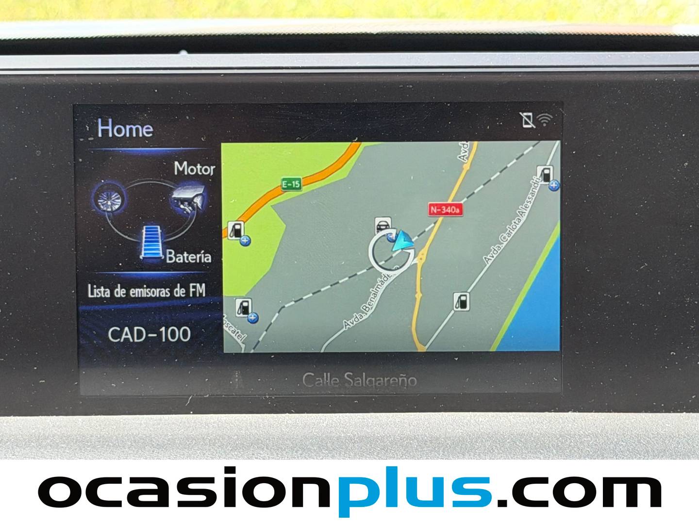 Extras y acabados del Lexus UX Lexus UX 250h Business Navigation 2WD (184 CV)