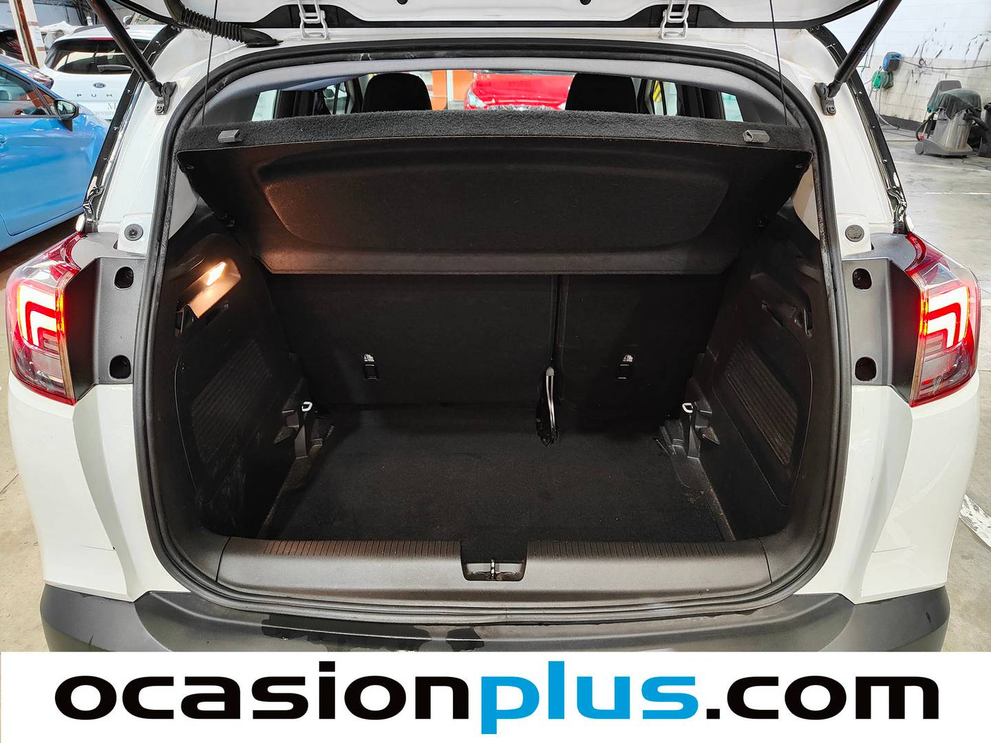 Fotos maletero Opel Crossland X Opel Crossland X 1.5 D S&S Design Line 120 Aniversario (102 CV)