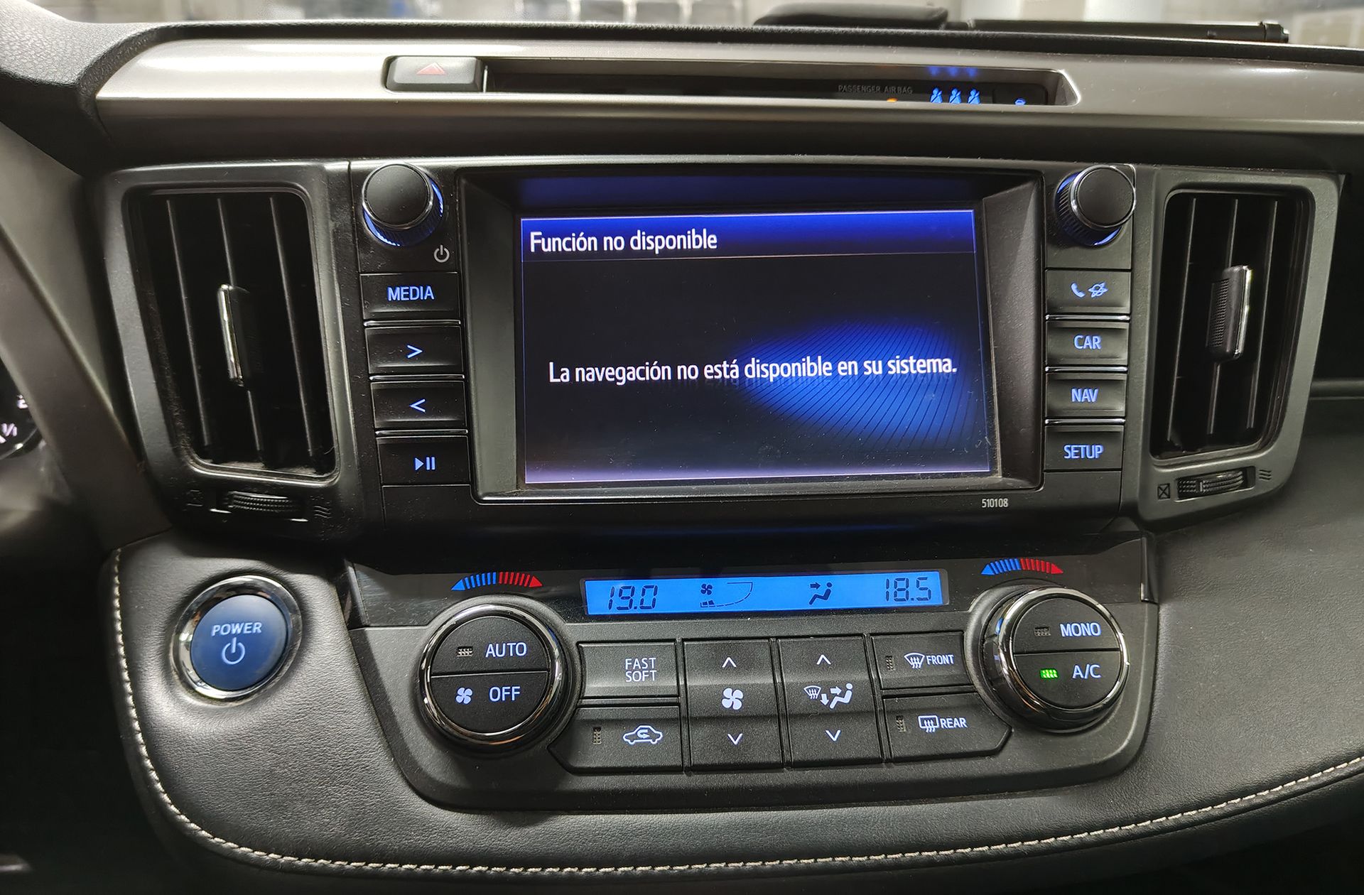 Toyota RAV4 2.5l hybrid Advance Pack Drive 2WD - foto 32