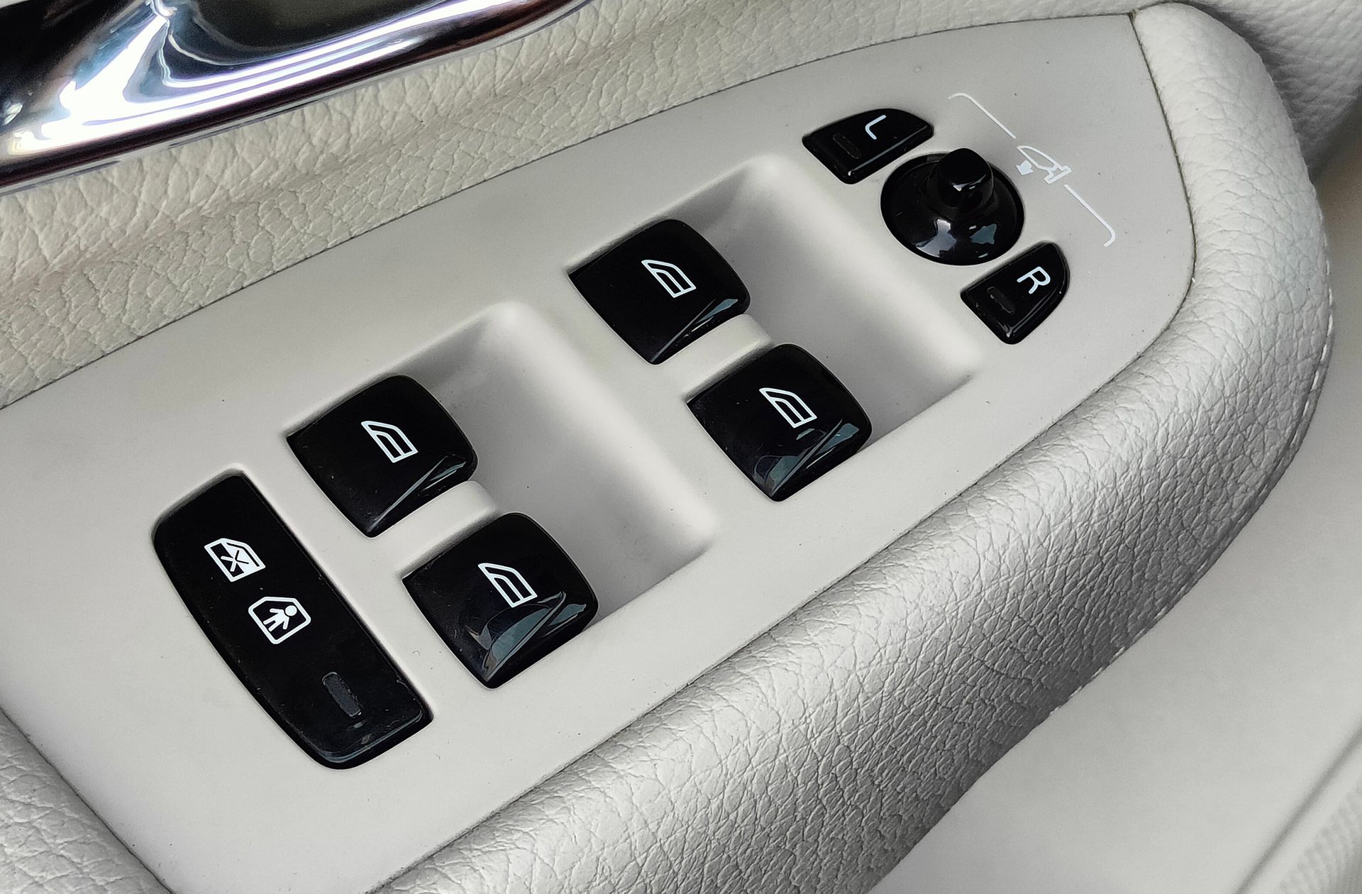Volvo XC90 T5 Momentum AWD 7 plazas - foto 43