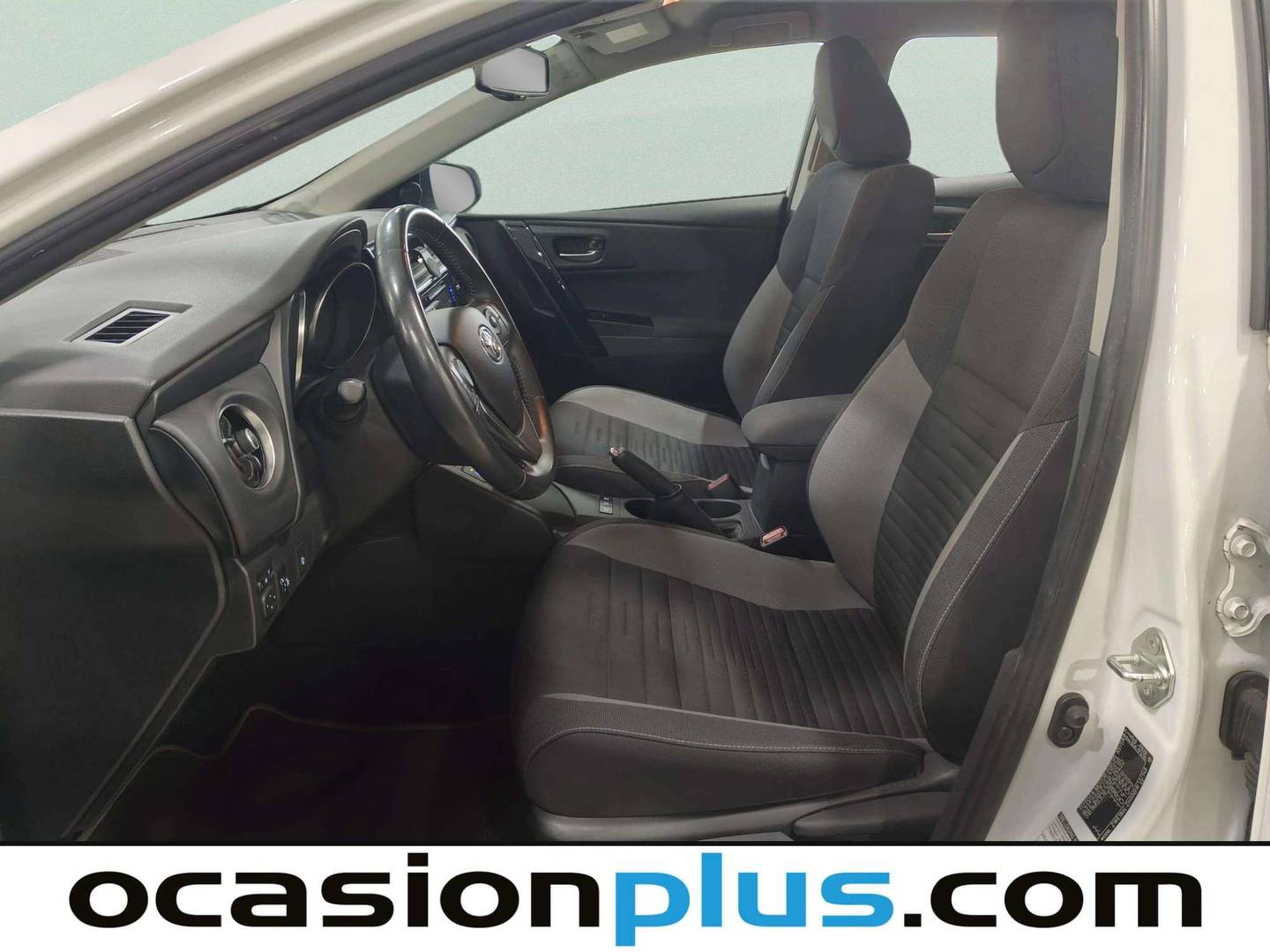 Toyota Auris Toyota Auris 140H Hybrid Active (Business Plus) (136 CV) 136cv