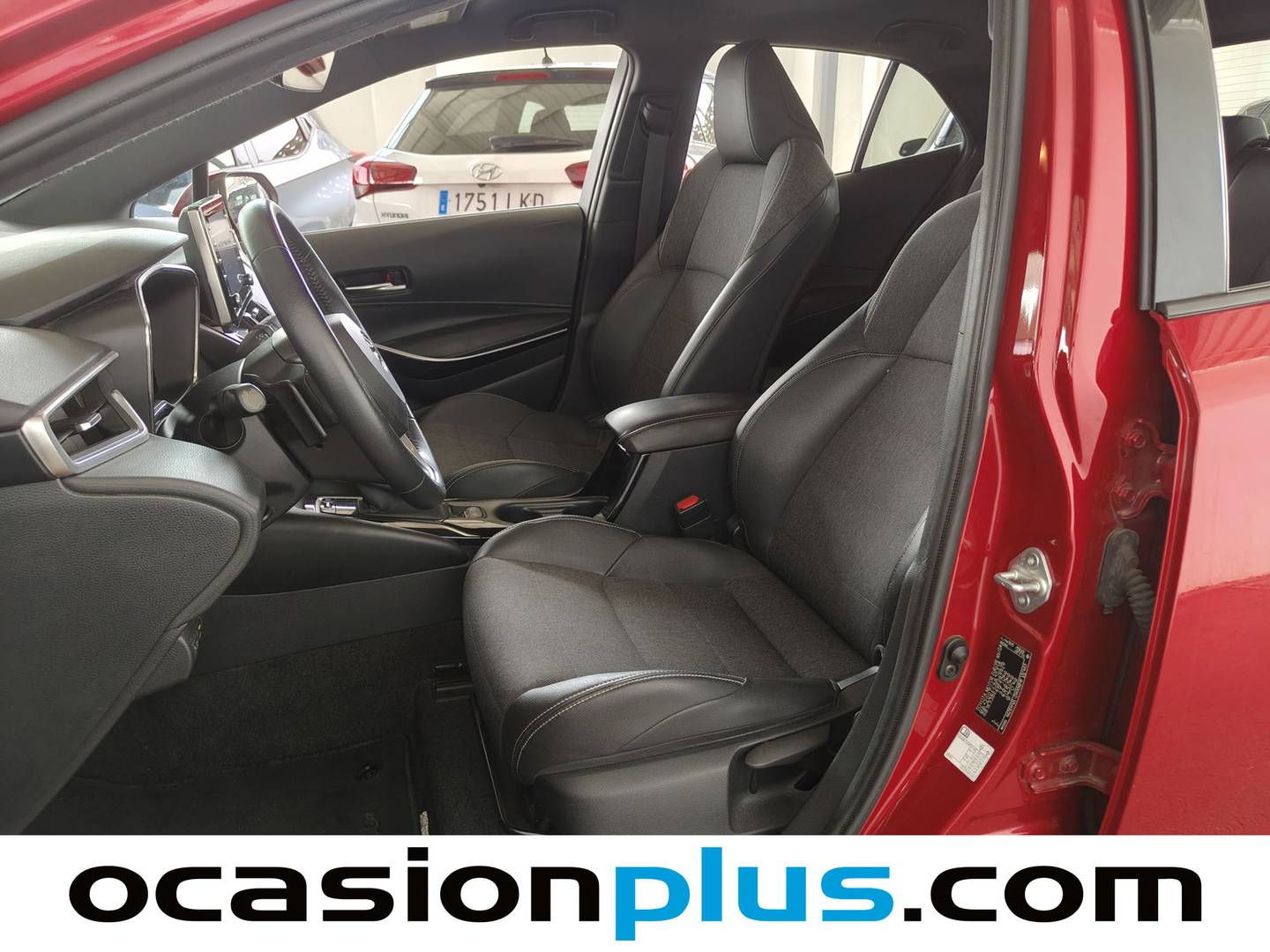 Foto Toyota Corolla Toyota Corolla 2.0 180H Style E-CVT (180 CV)