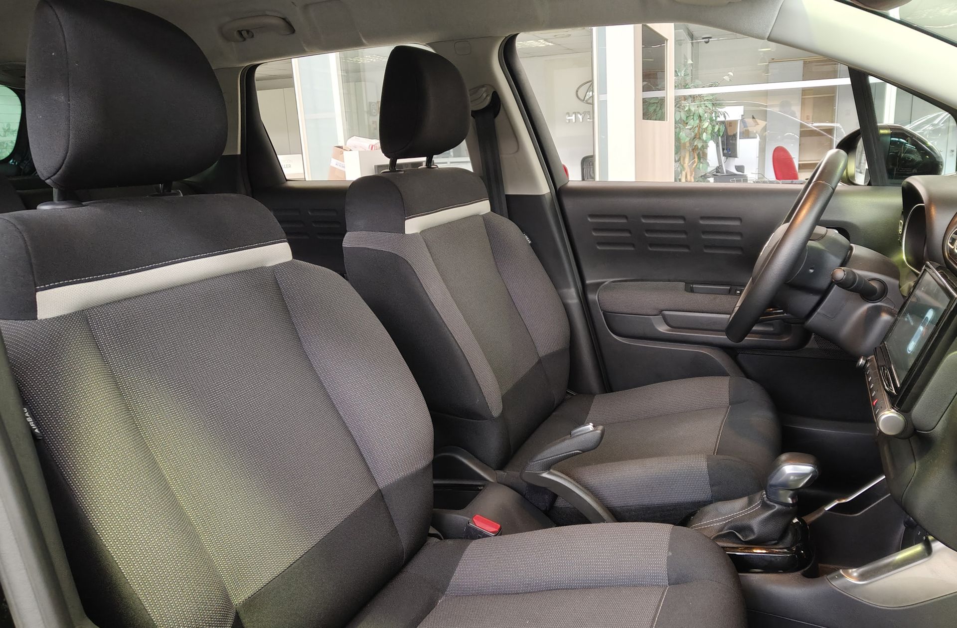 Citroën C3 Aircross PureTech 130 Shine Pack EAT6 - foto 18