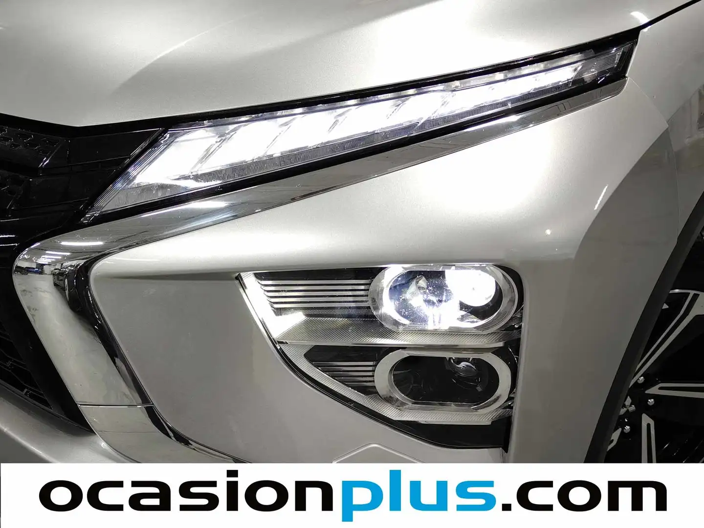 Foto Mitsubishi Eclipse Cross Mitsubishi Eclipse Cross 2.4 PHEV Kaiteki 4WD Auto (188 CV)