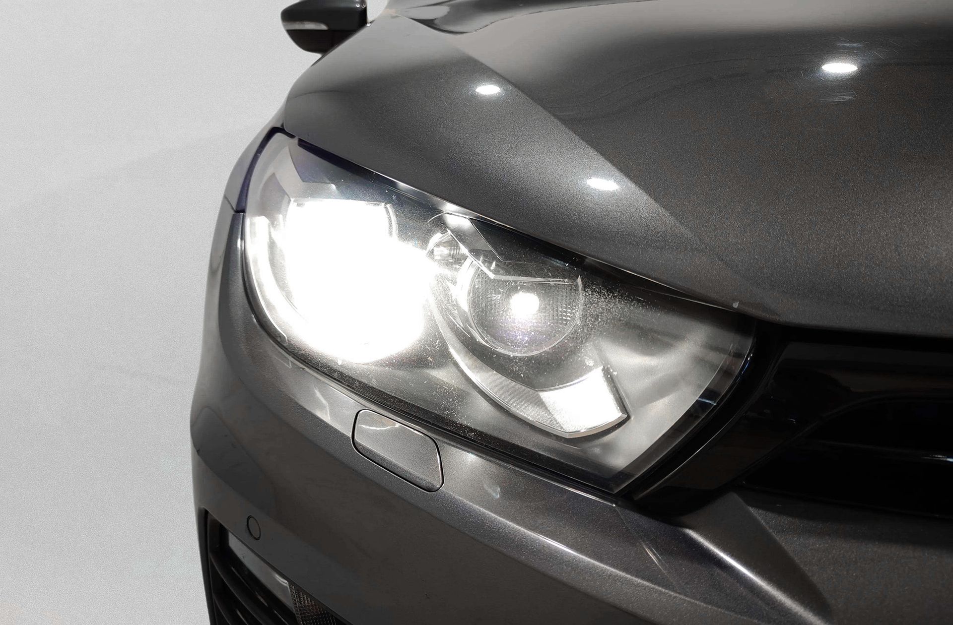 Volkswagen Scirocco R-Line 2.0 TDI BMT - foto 12