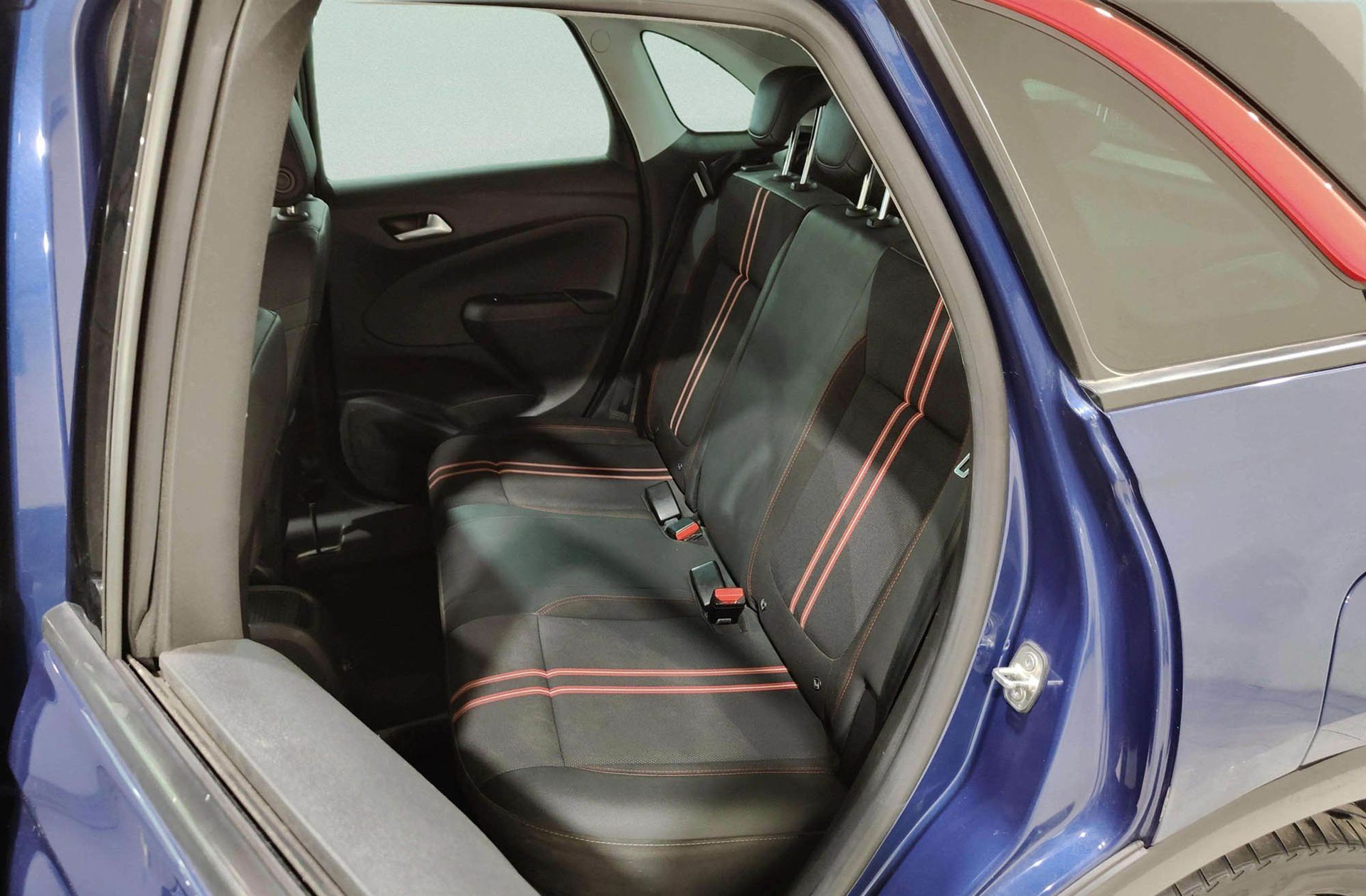 Opel Crossland 1.2 GS - foto 11