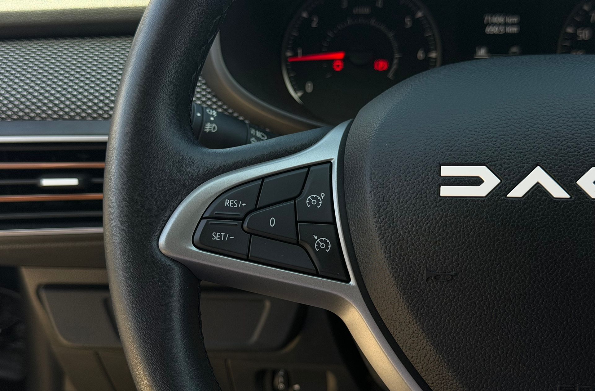 Dacia Sandero Stepway Expression Go TCe - foto 25