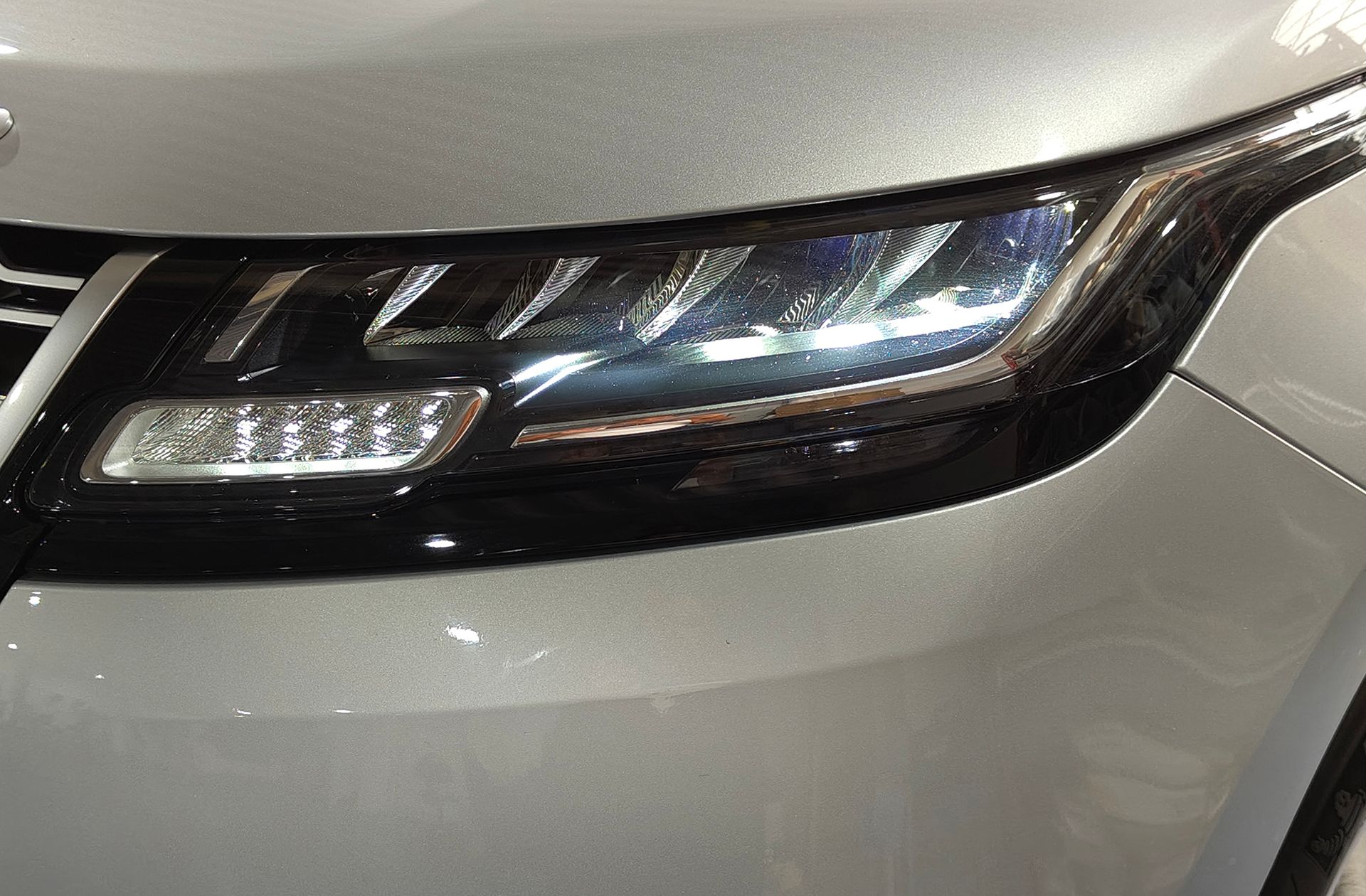 Land Rover Range Rover Velar D180 Standard 4WD - foto 17