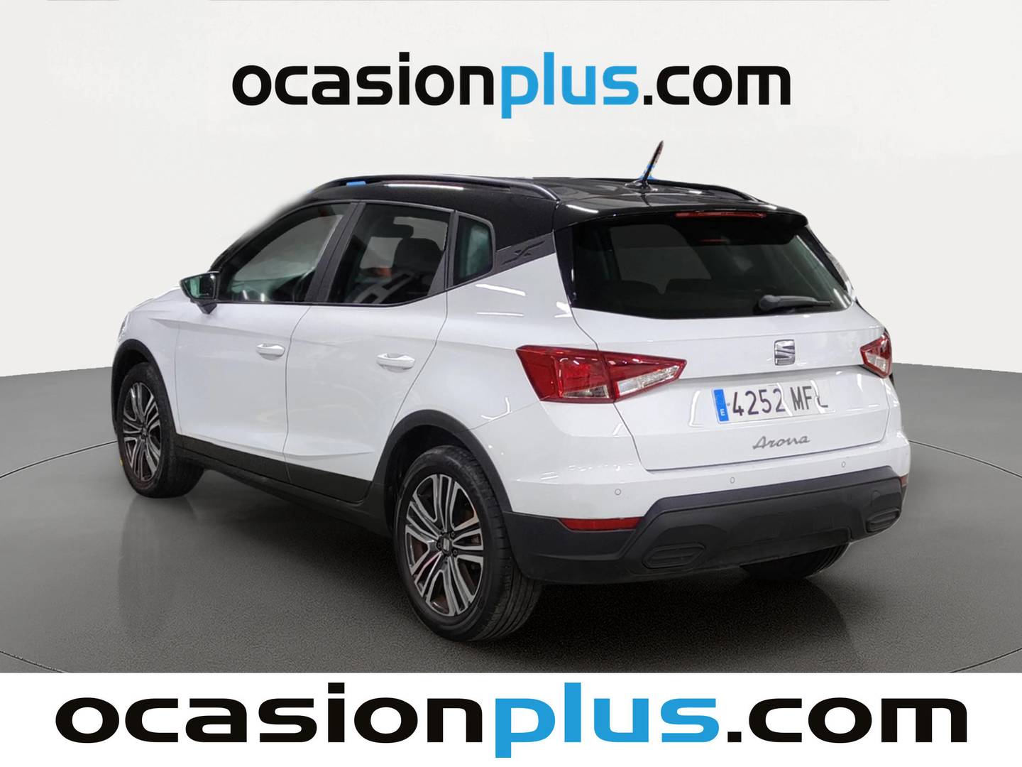 Foto trasera Seat Arona Seat Arona 1.0 TSI Style XM Edition (110 CV) izquierda