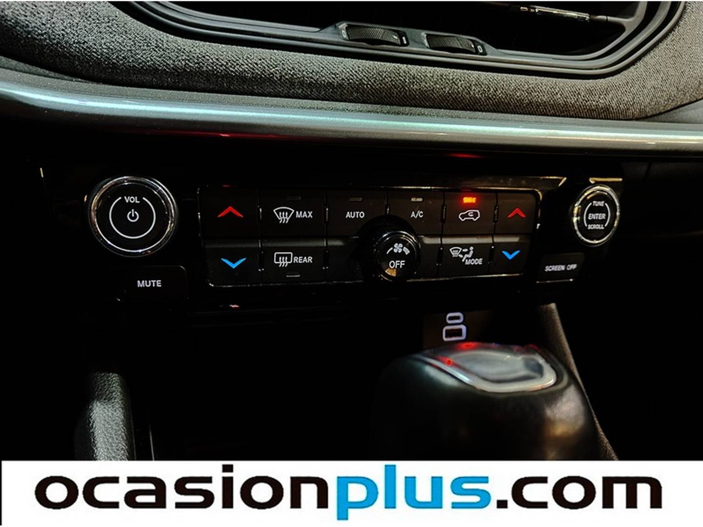 Foto Jeep Compass Jeep Compass 1.5 MHEV Night Eagle DCT (130 CV)