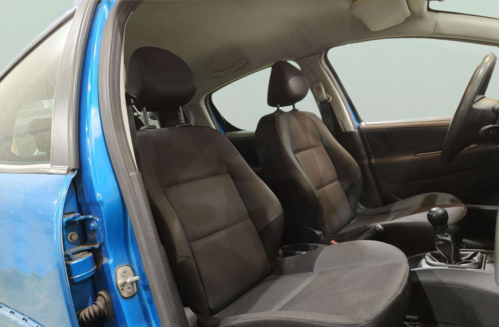 Peugeot 207 1.4 HDi Business Line FAP - foto 14