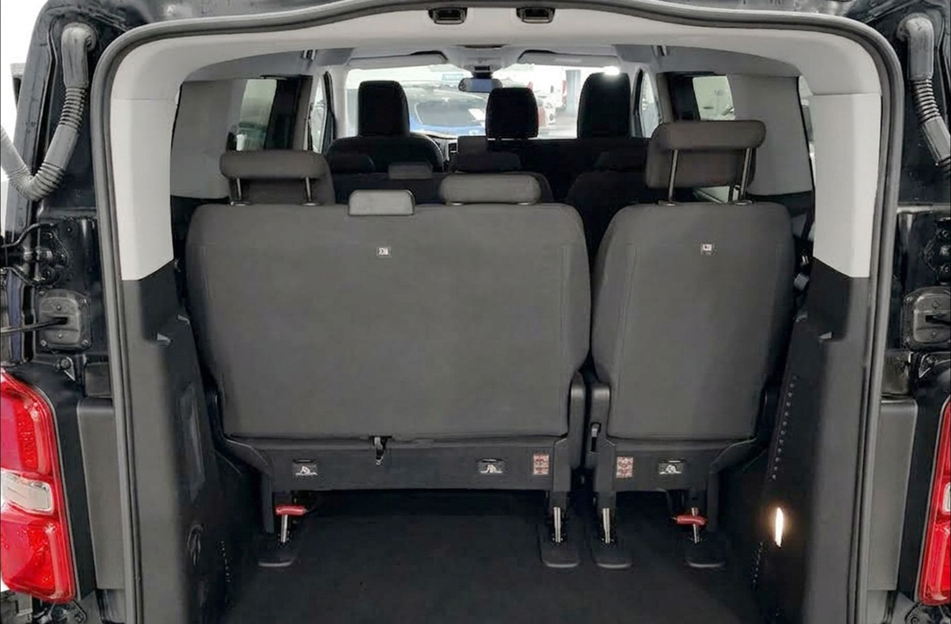 Toyota Proace Verso 2.0D VX Shuttle - foto 15