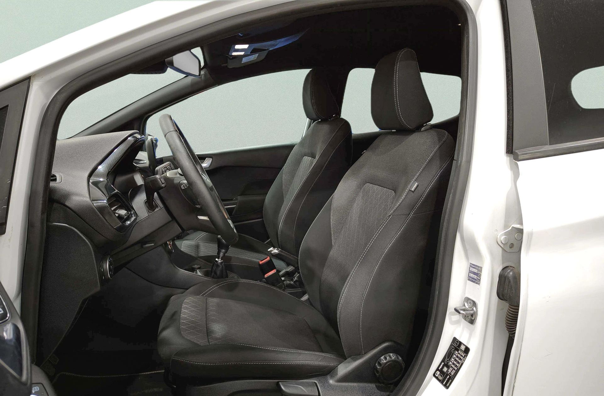 Ford Fiesta 1.0 EcoBoost Active - foto 8