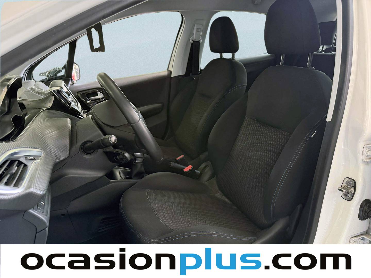 Foto asientos delanteros Peugeot 208 Peugeot 208 PureTech 82 Style (82 CV)