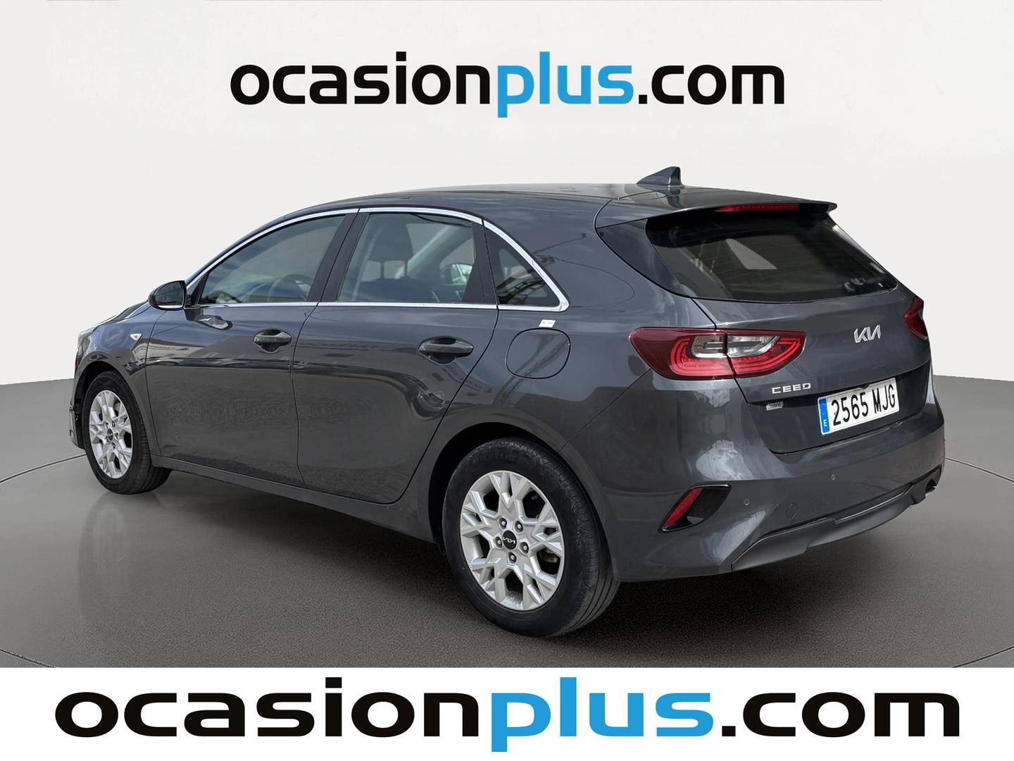 Foto trasera KIA Ceed KIA Ceed 1.6 MHEV iMT Drive (136 CV) izquierda