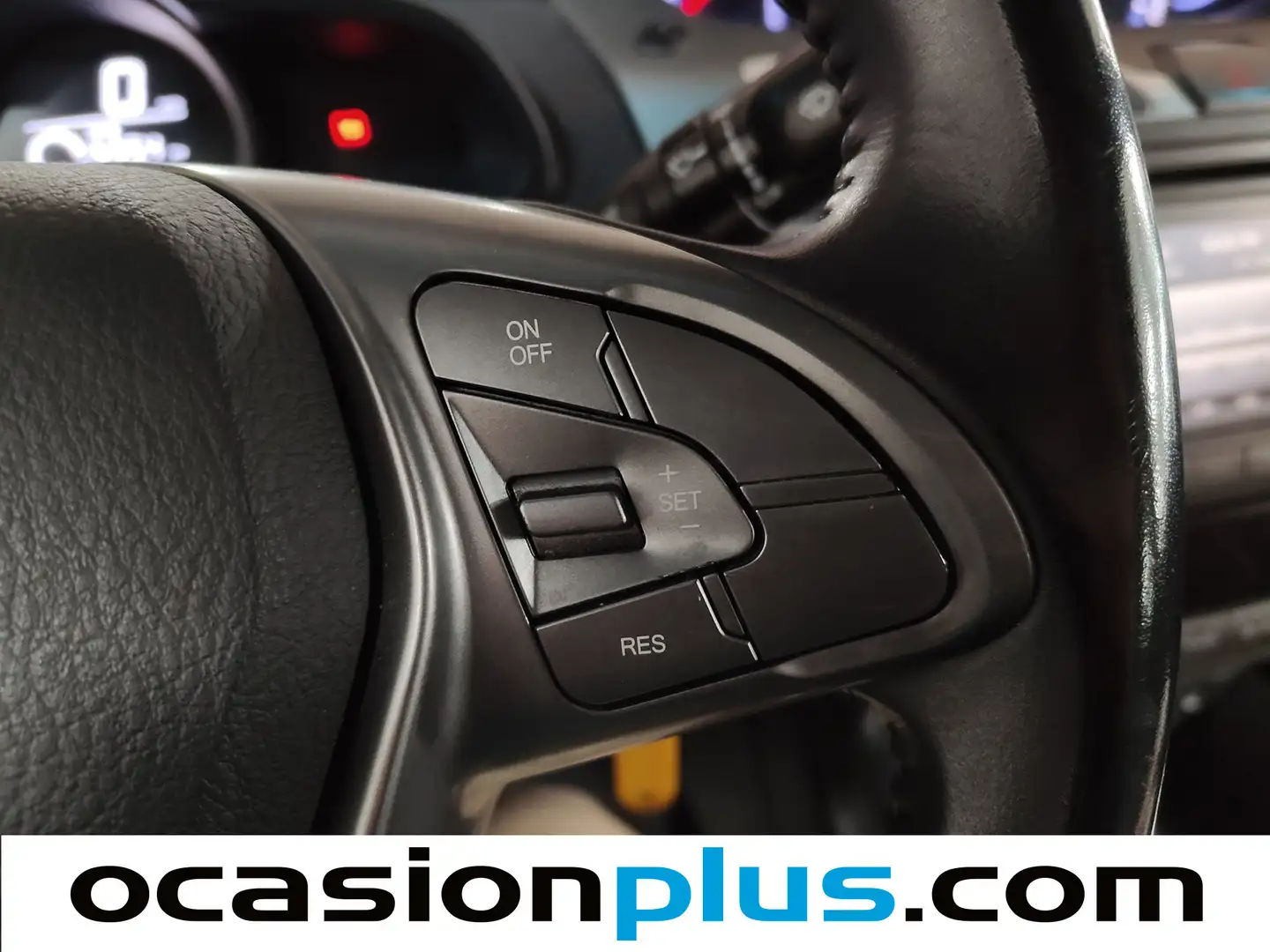 Foto SsangYong Rodius Ssangyong Rodius D22T Line  (178 CV) 7 plazas