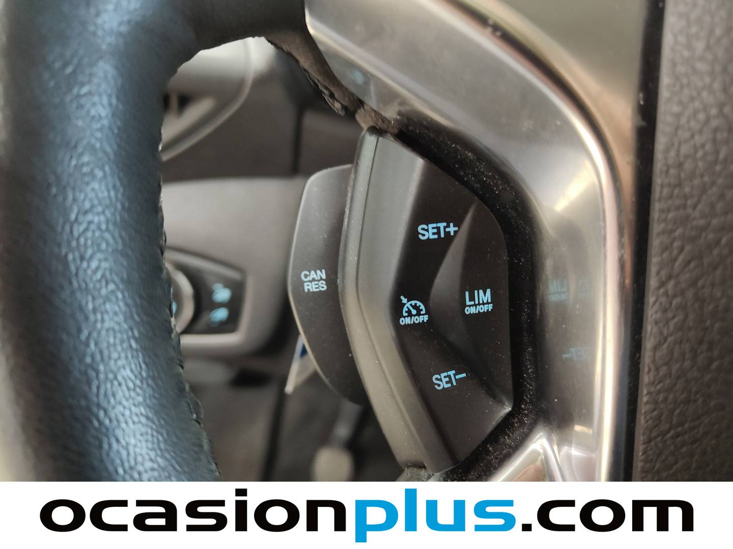 Foto Ford Tourneo Connect Ford Tourneo Connect 1.5 TDCI Titanium (120 CV)