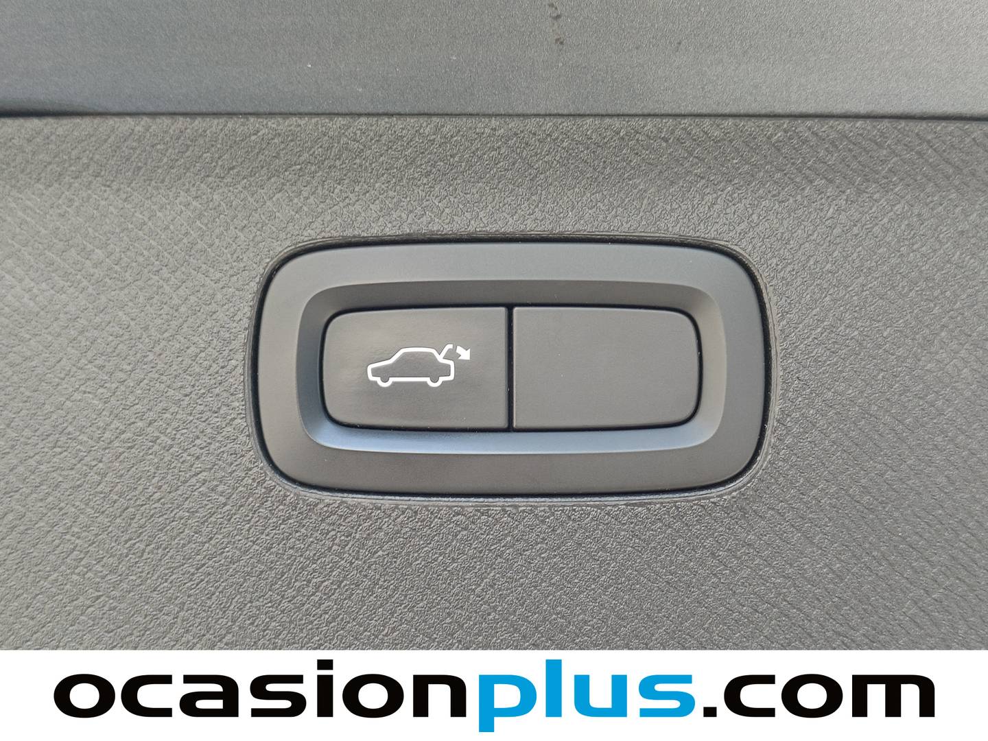 Foto Volvo XC90 Volvo XC90 B5 D Business Plus AWD Auto (235 CV)