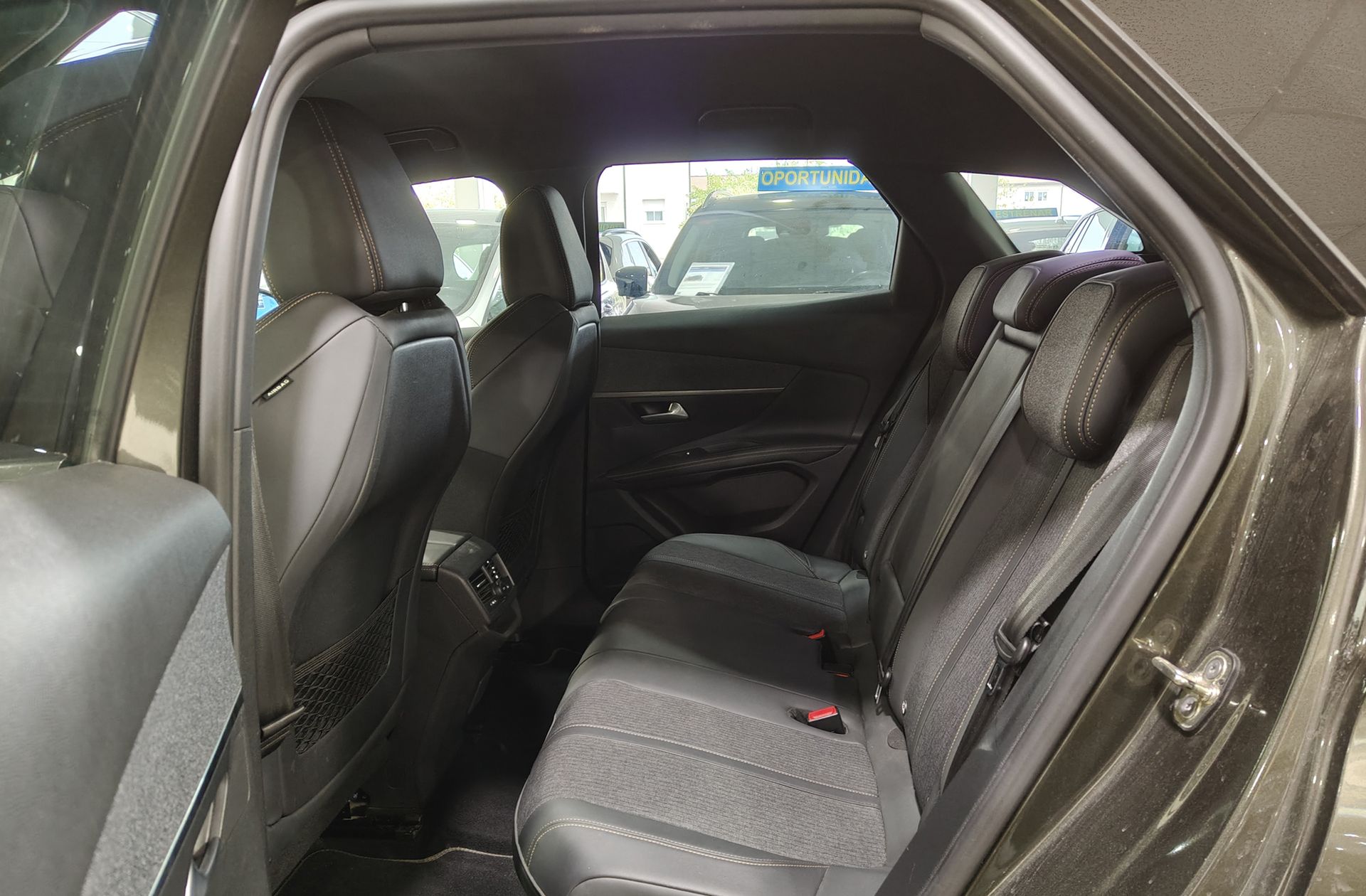 Peugeot 3008 PureTech 130 GT Line - foto 13