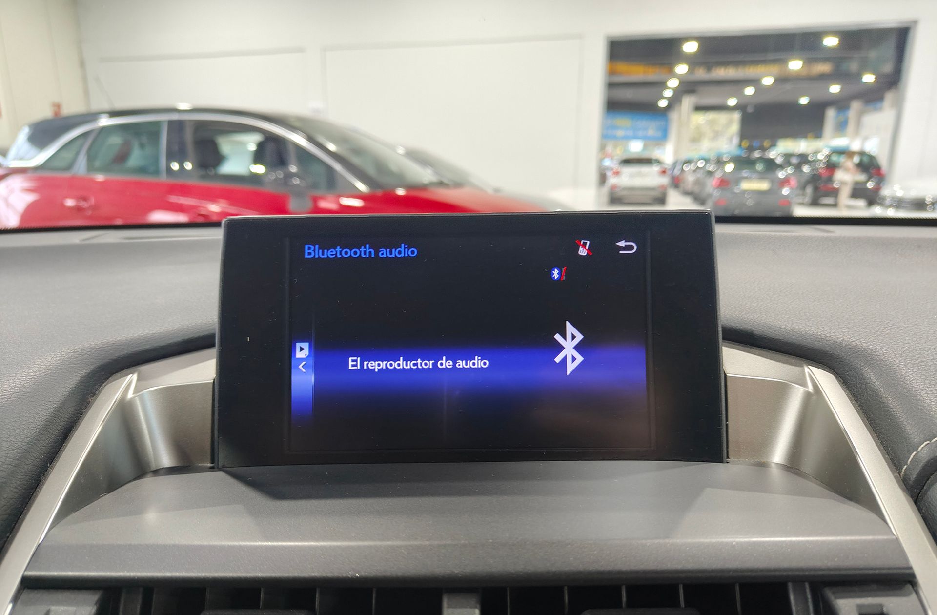 Lexus NX 300h Corporate 2WD - foto 29