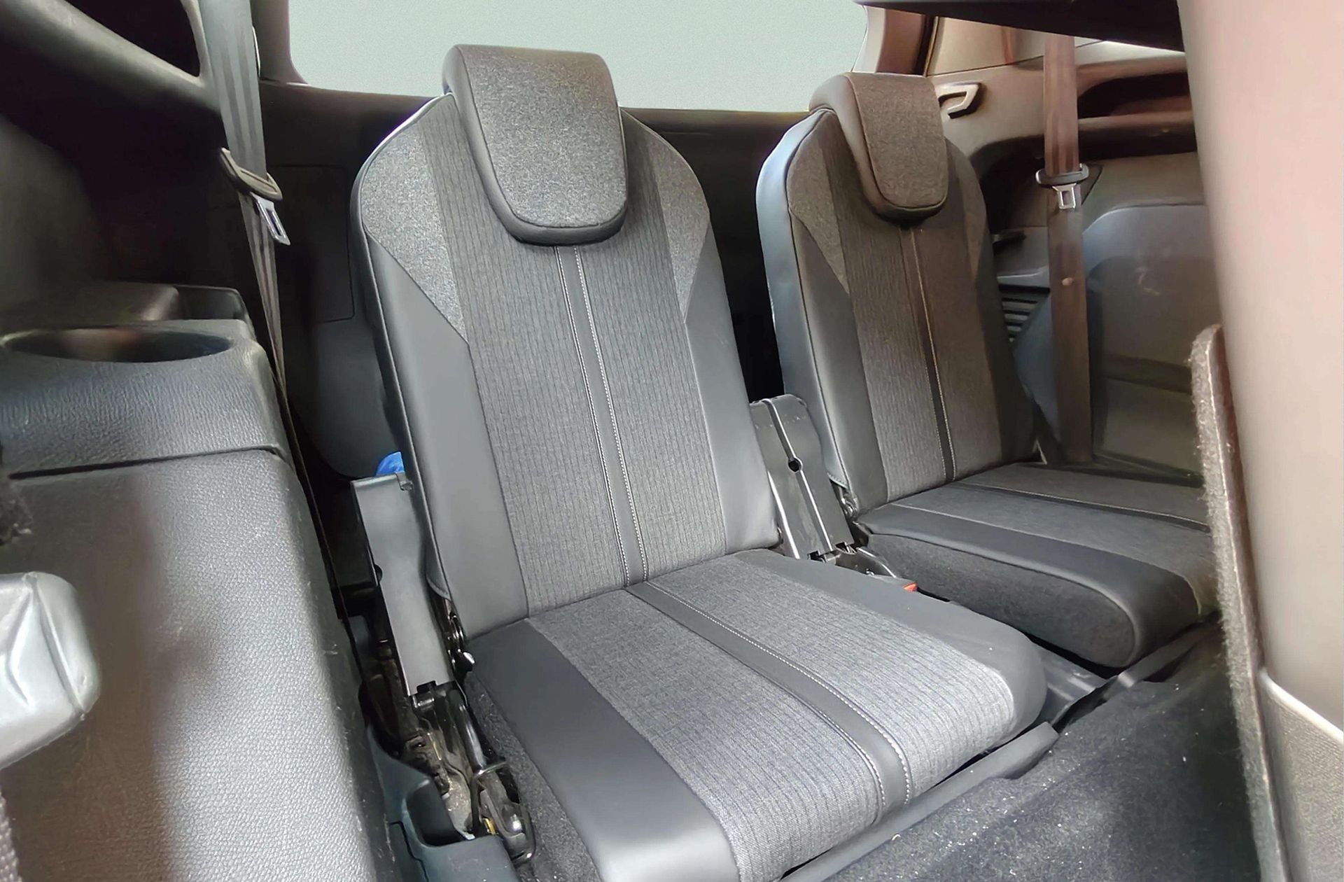 Peugeot 5008 BlueHDi 180 GT EAT8 7 plazas - foto 6