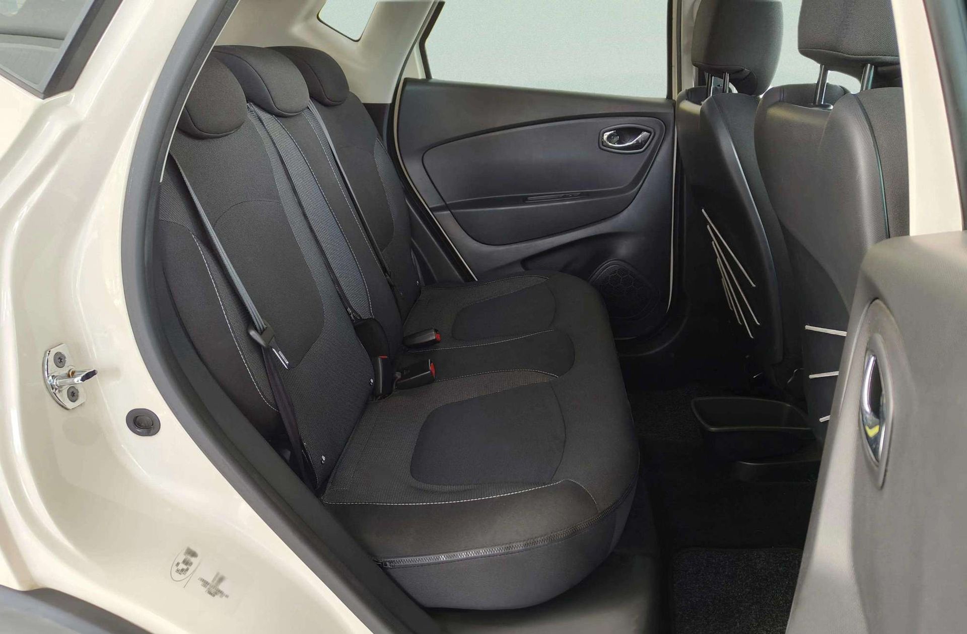 Renault Captur Zen Energy TCe EDC - foto 16