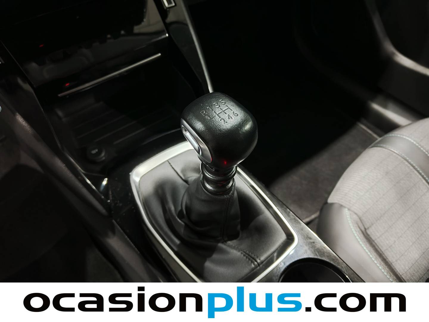 Foto Peugeot 208 Peugeot 208 PureTech 100 Allure  (100 CV)