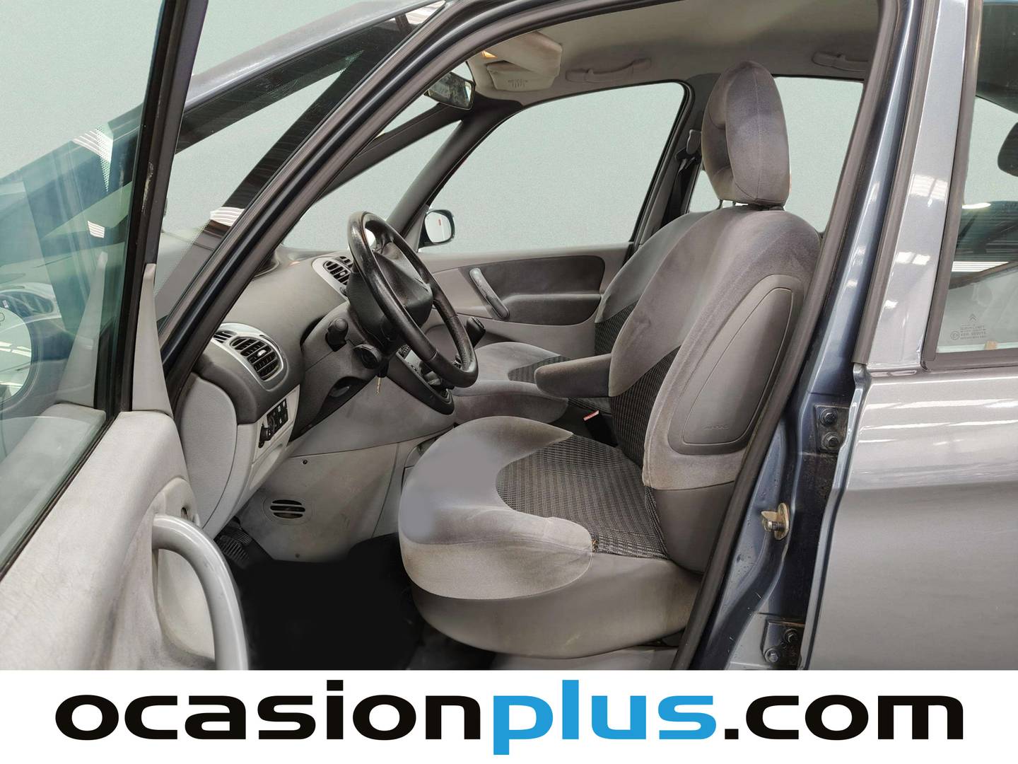 Foto asientos delanteros Citroën Xsara Picasso Citroen Xsara Picasso 1.6 Exclusive (110 CV)