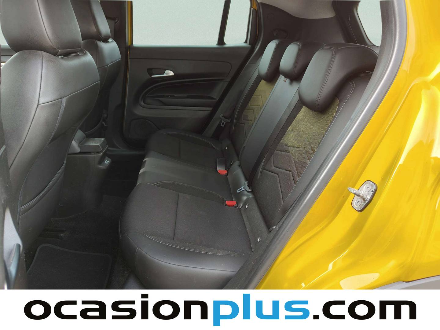 Foto asientos traseros Jeep Avenger Jeep Avenger 1.2 G Summit (100 CV)