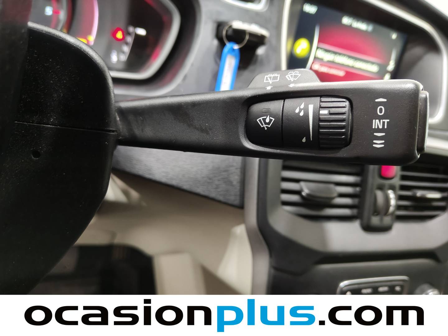 Foto Volvo V40 Cross Country Volvo V40 Cross Country D3 Momentum Auto  (150 CV)