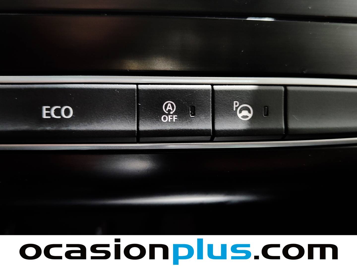 Foto Renault Mégane Renault Megane Zen TCe (140 CV) EDC GPF