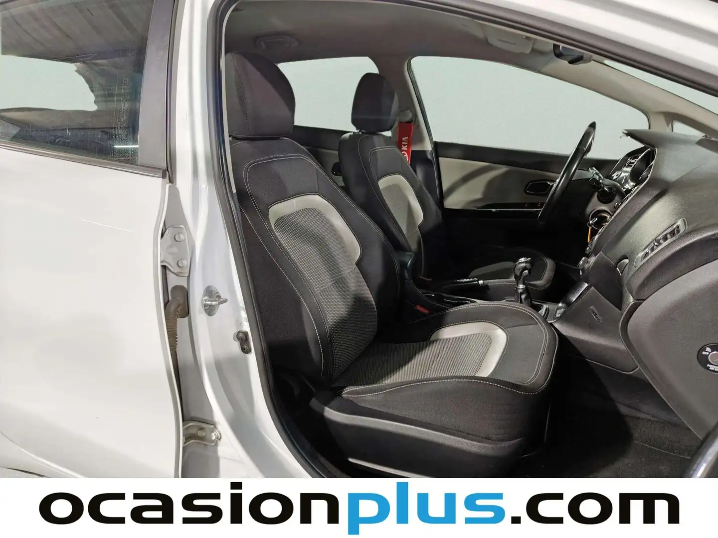 Foto KIA Ceed Kia Ceed 1.6 CRDi VGT Eco-Dynamics x-Tech (128 CV)