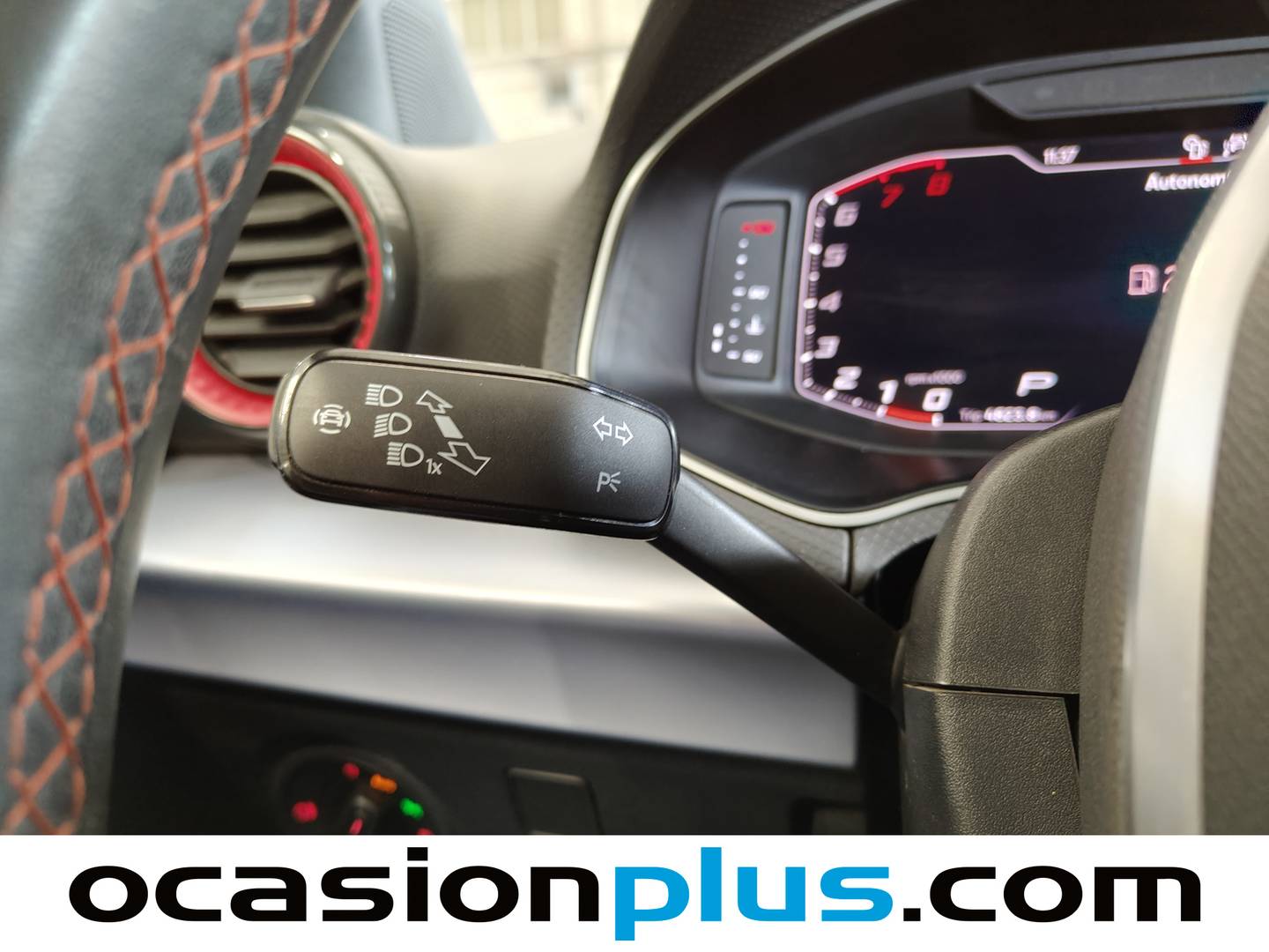 Foto Seat Arona SEAT Arona 1.5 TSI S&S FR XL DSG (150 CV)