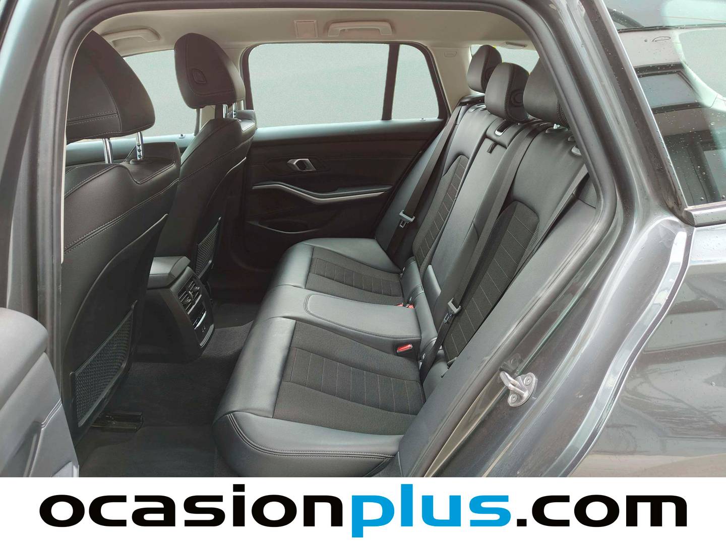 Foto asientos traseros BMW Serie 3 BMW Serie 3 318d Touring (150 CV)