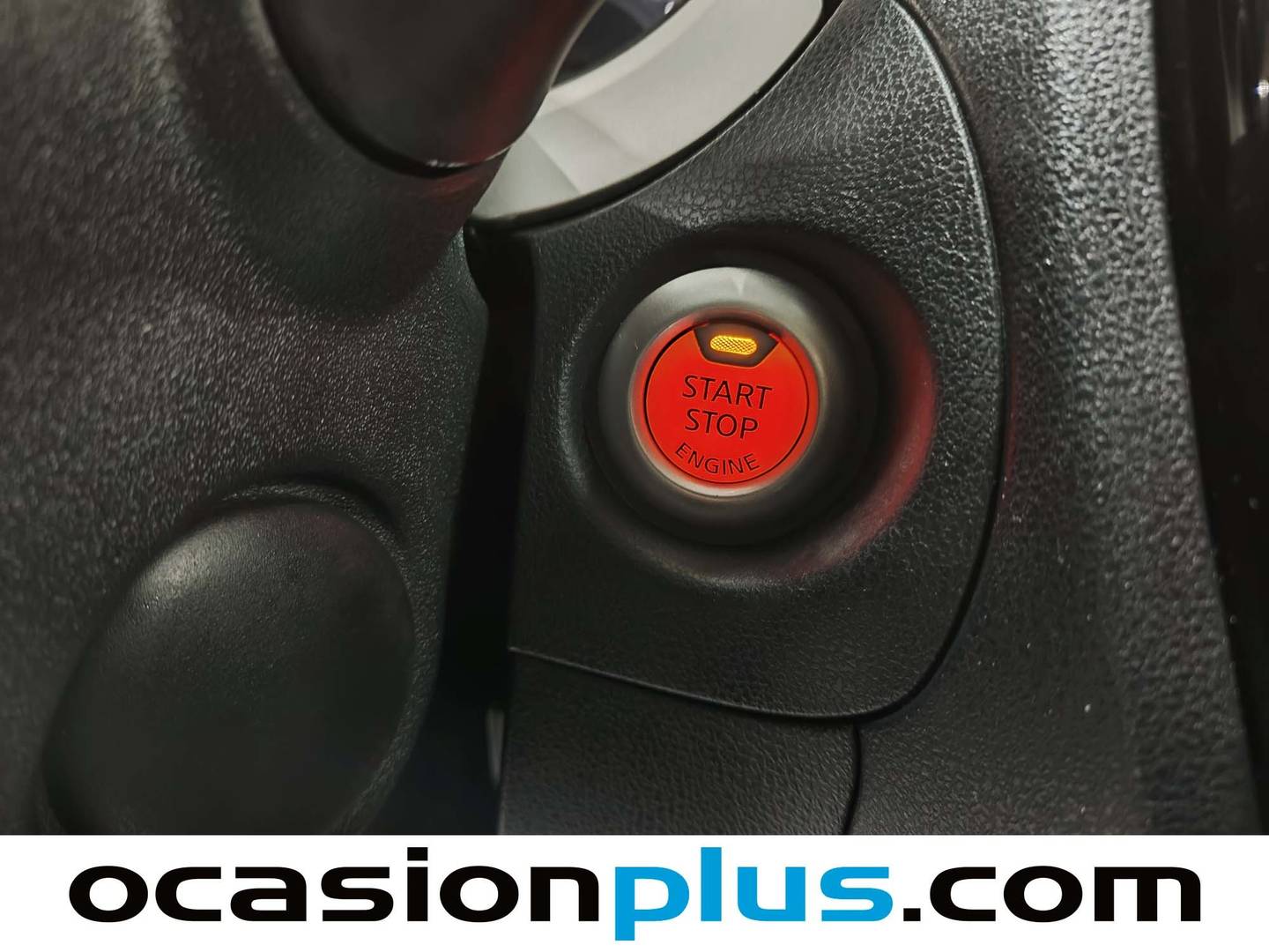 Foto Nissan JUKE Nissan Juke E6D-Temp (112 CV) 5M/T N-CONNECTA