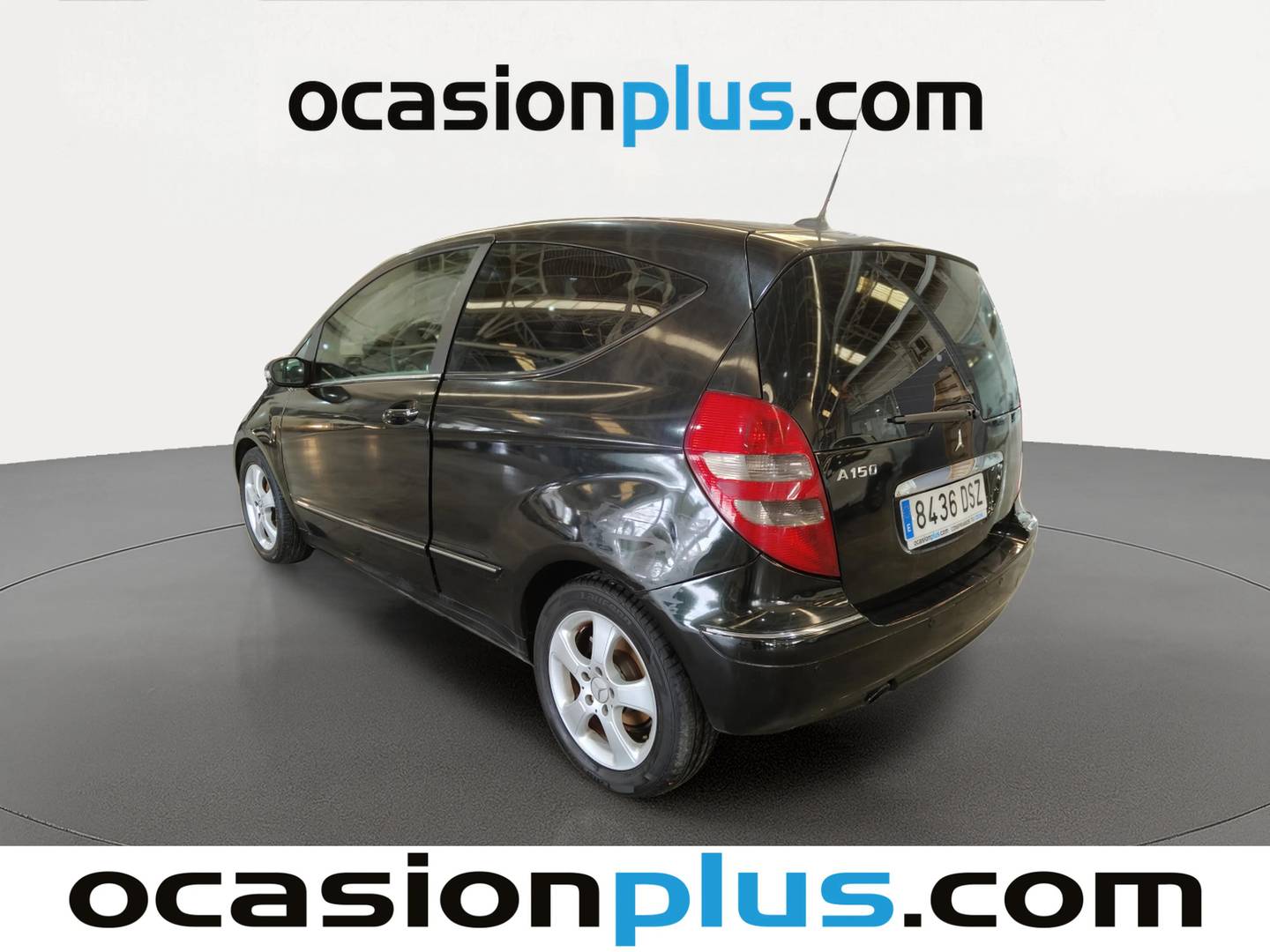 Foto trasera Mercedes Clase A Mercedes-Benz Clase A 150 Avantgarde (95 CV) izquierda