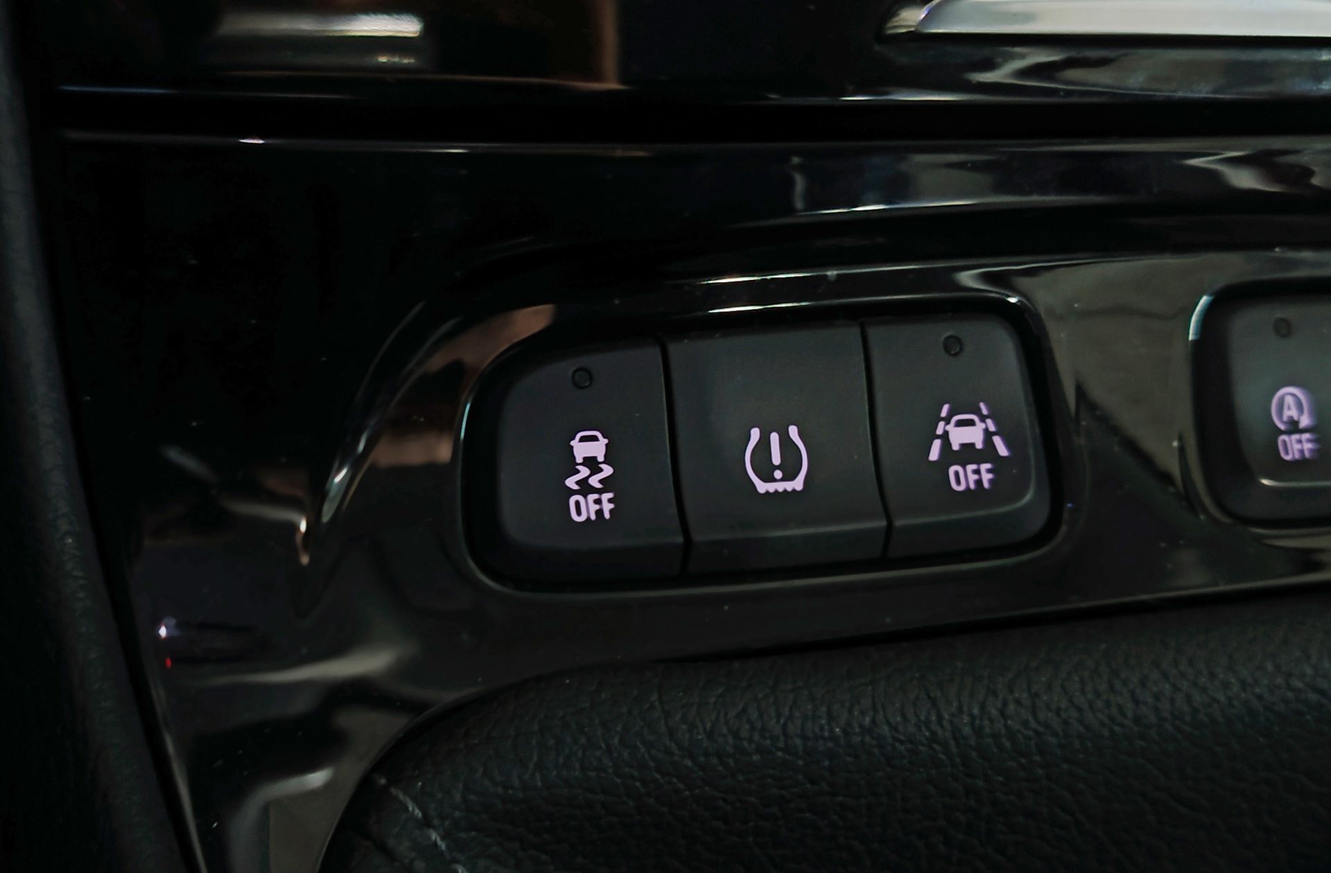 Opel Grandland 1.2 Turbo Selective - foto 9
