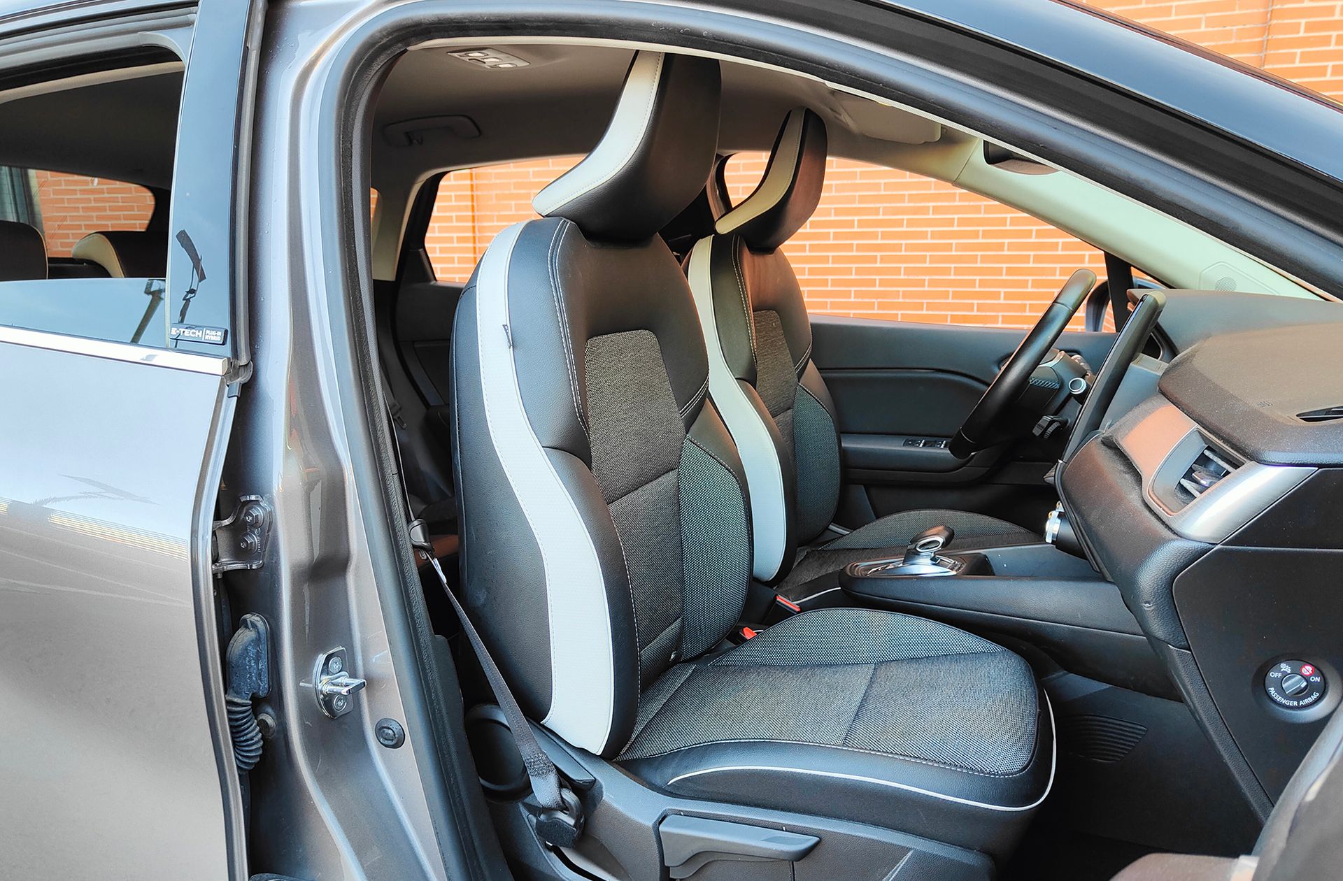 Renault Captur Zen E-Tech Híbrido enchufable - foto 24